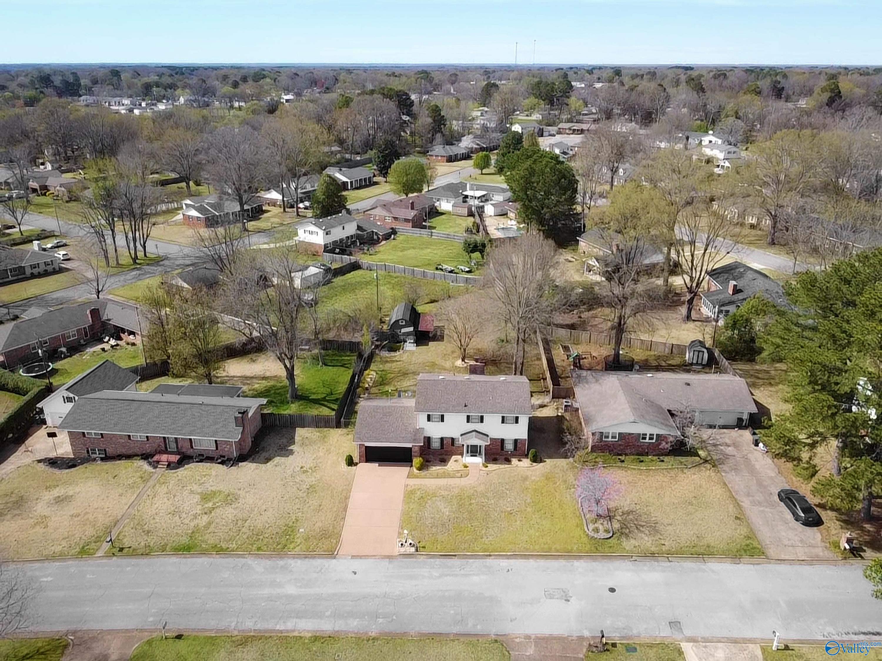 569 Hazelwood Drive, Florence, Alabama image 31