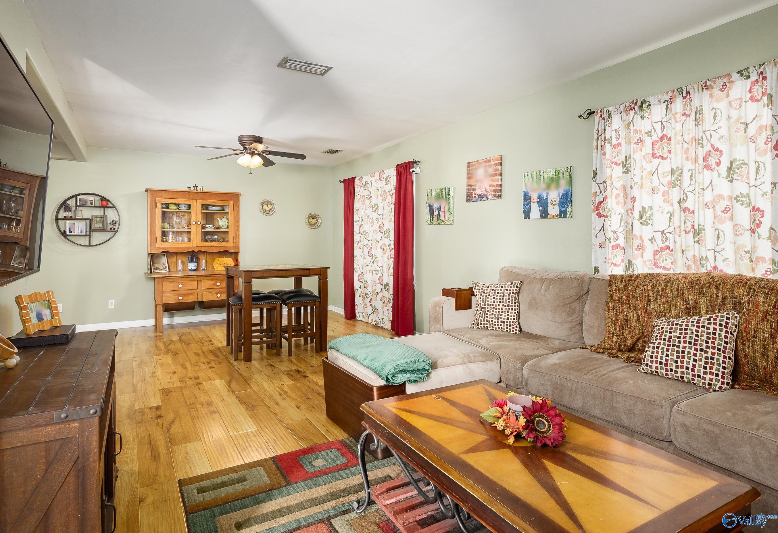 569 Hazelwood Drive, Florence, Alabama image 7