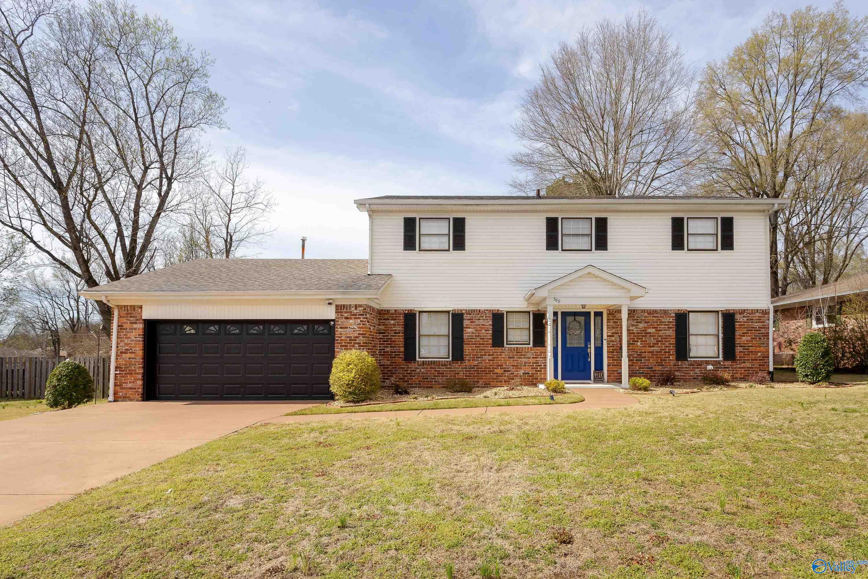 569 Hazelwood Drive, Florence, Alabama image 1