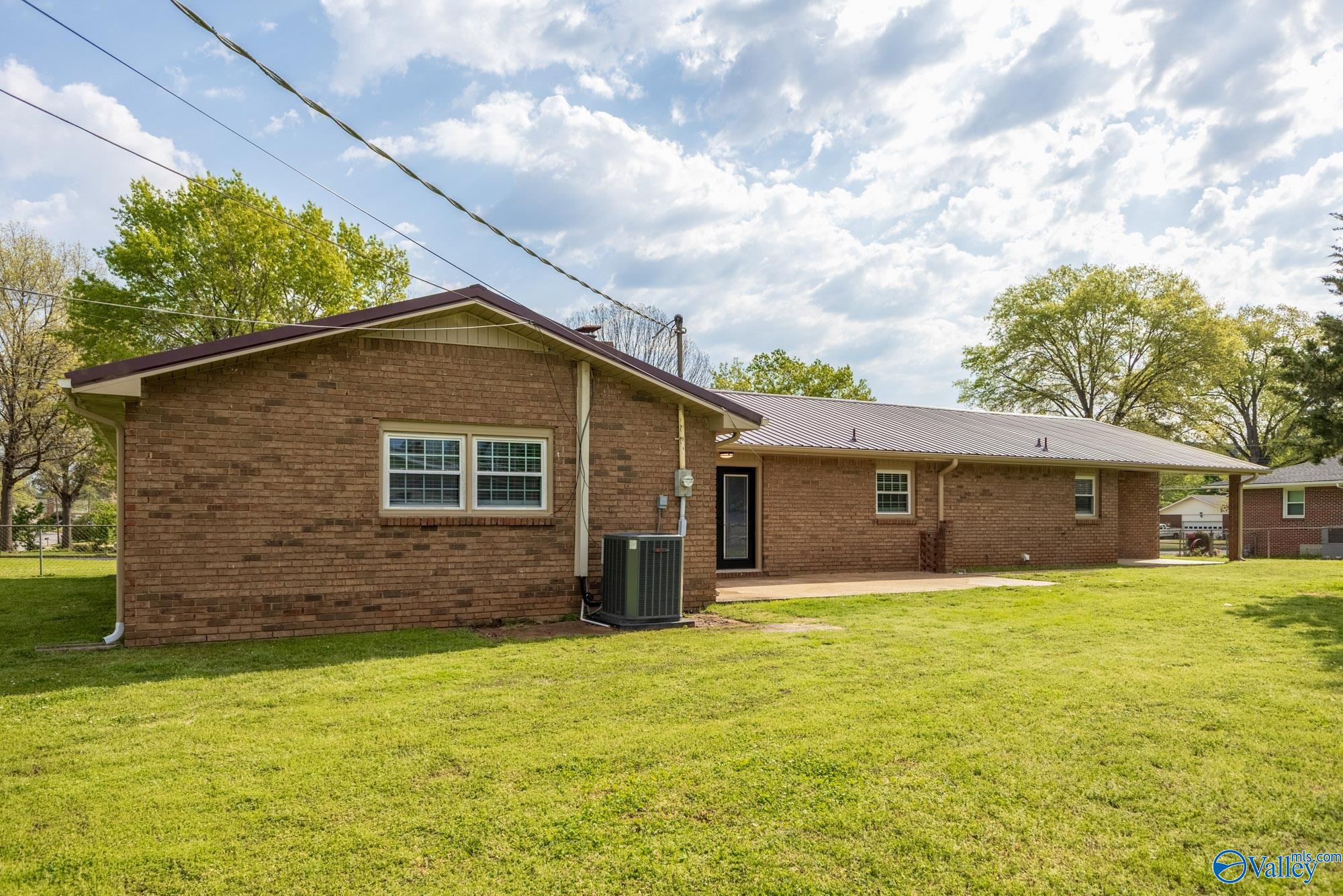 2303 Rothmore Drive, Huntsville, Alabama image 33