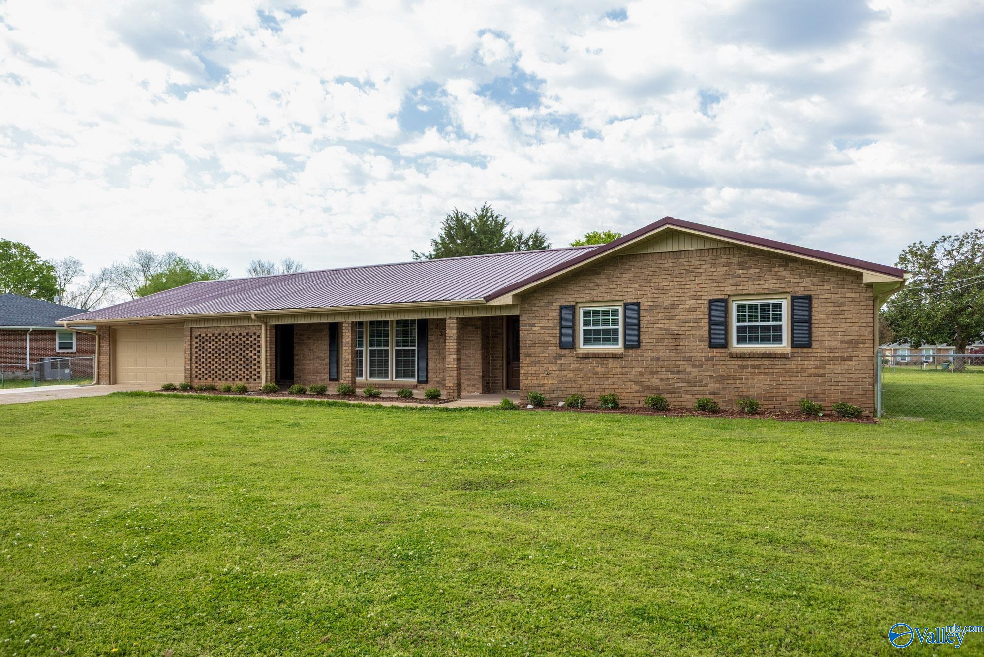 2303 Rothmore Drive, Huntsville, Alabama image 4
