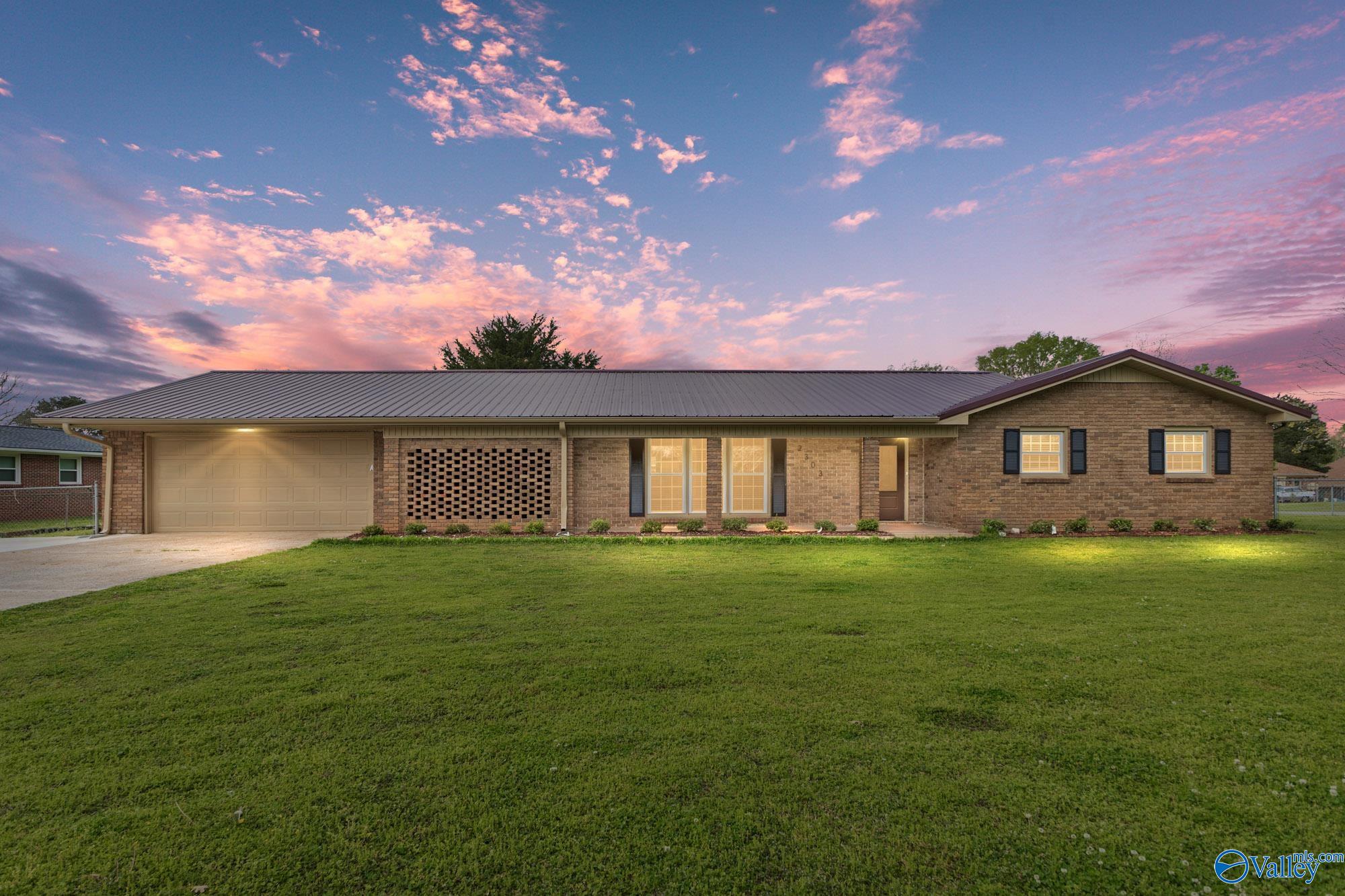 2303 Rothmore Drive, Huntsville, Alabama image 1