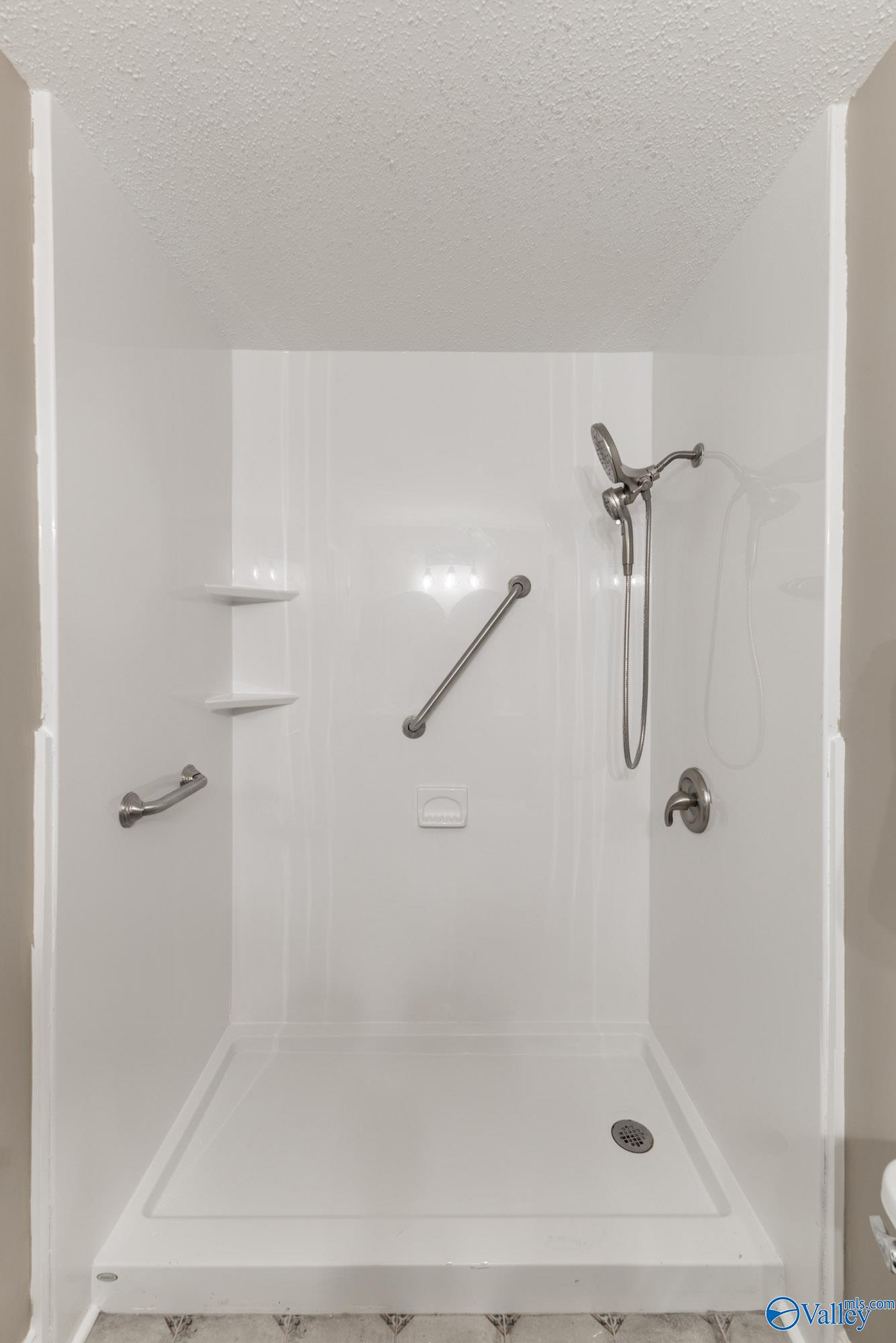 2303 Rothmore Drive, Huntsville, Alabama image 21