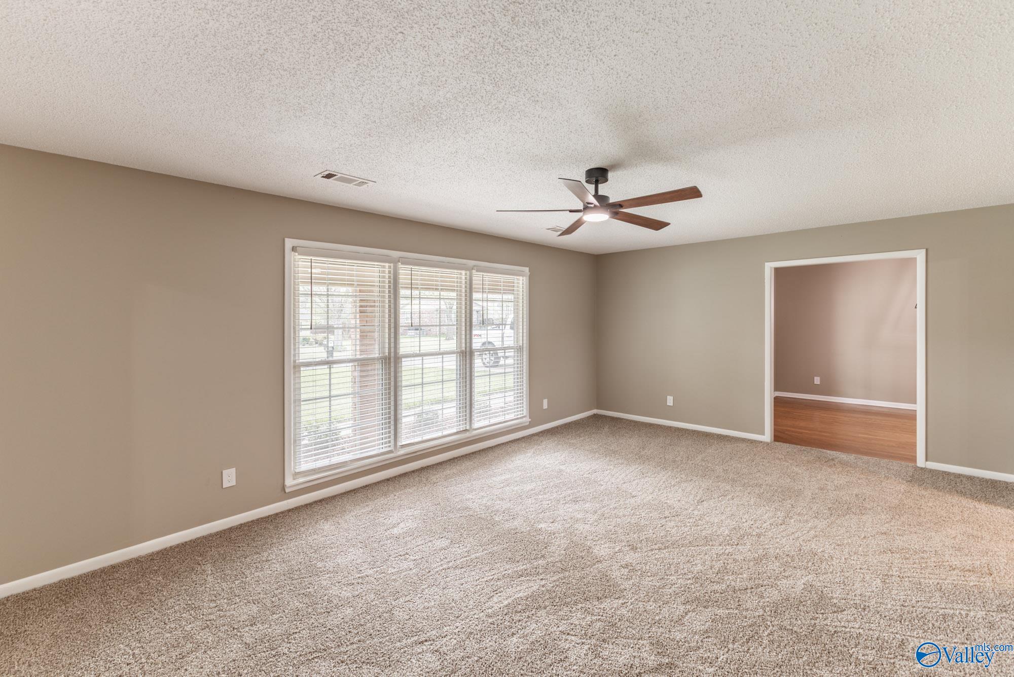 2303 Rothmore Drive, Huntsville, Alabama image 7