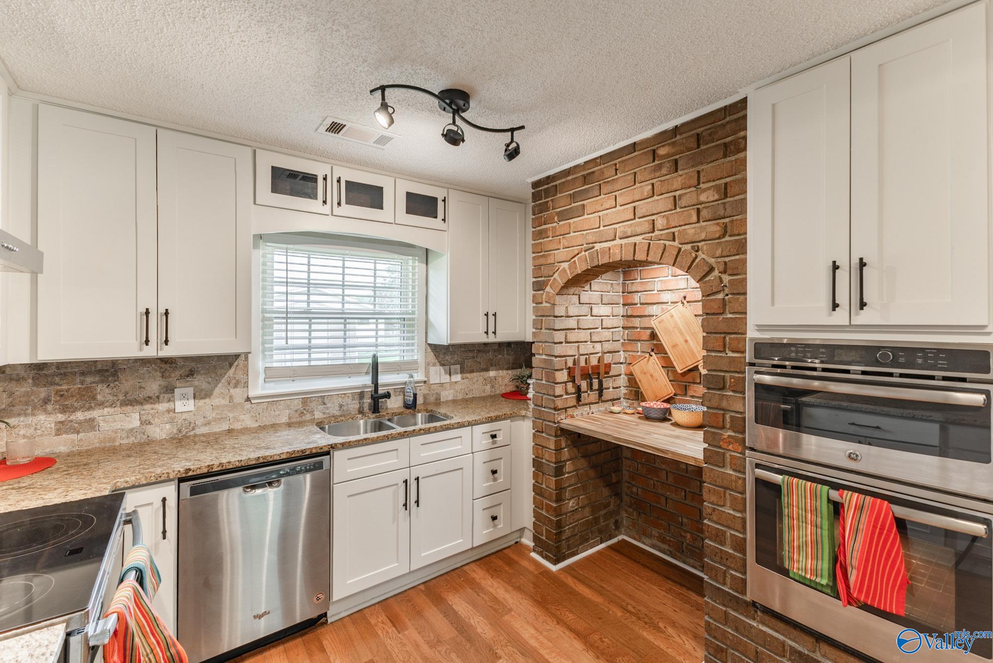 2303 Rothmore Drive, Huntsville, Alabama image 12