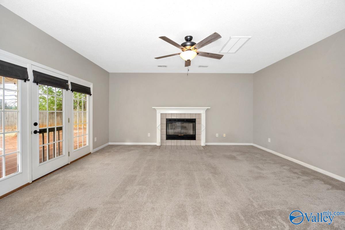 102 Hunington Chase Drive, Madison, Alabama image 5