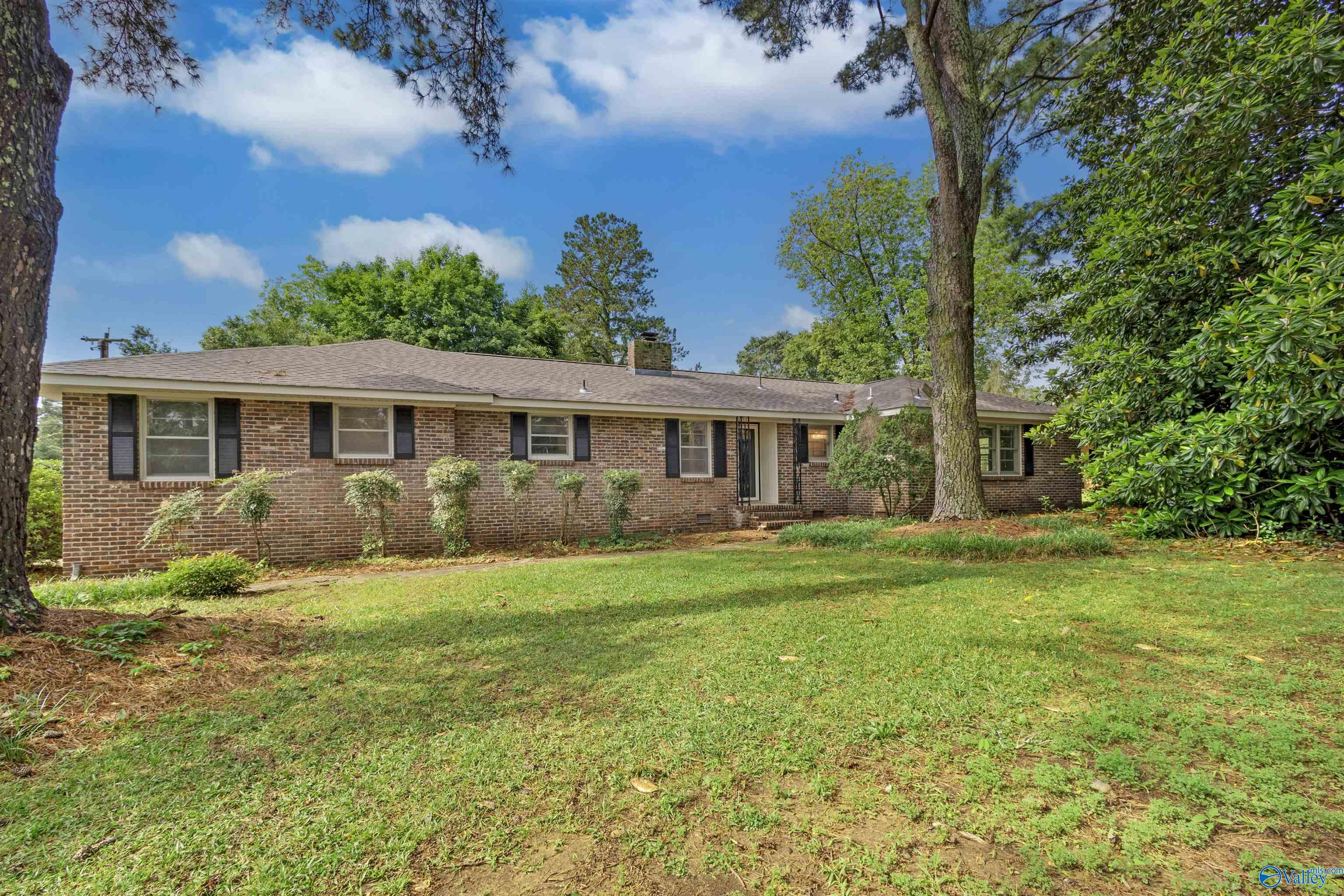 2407 Stratford Road, Decatur, Alabama image 1