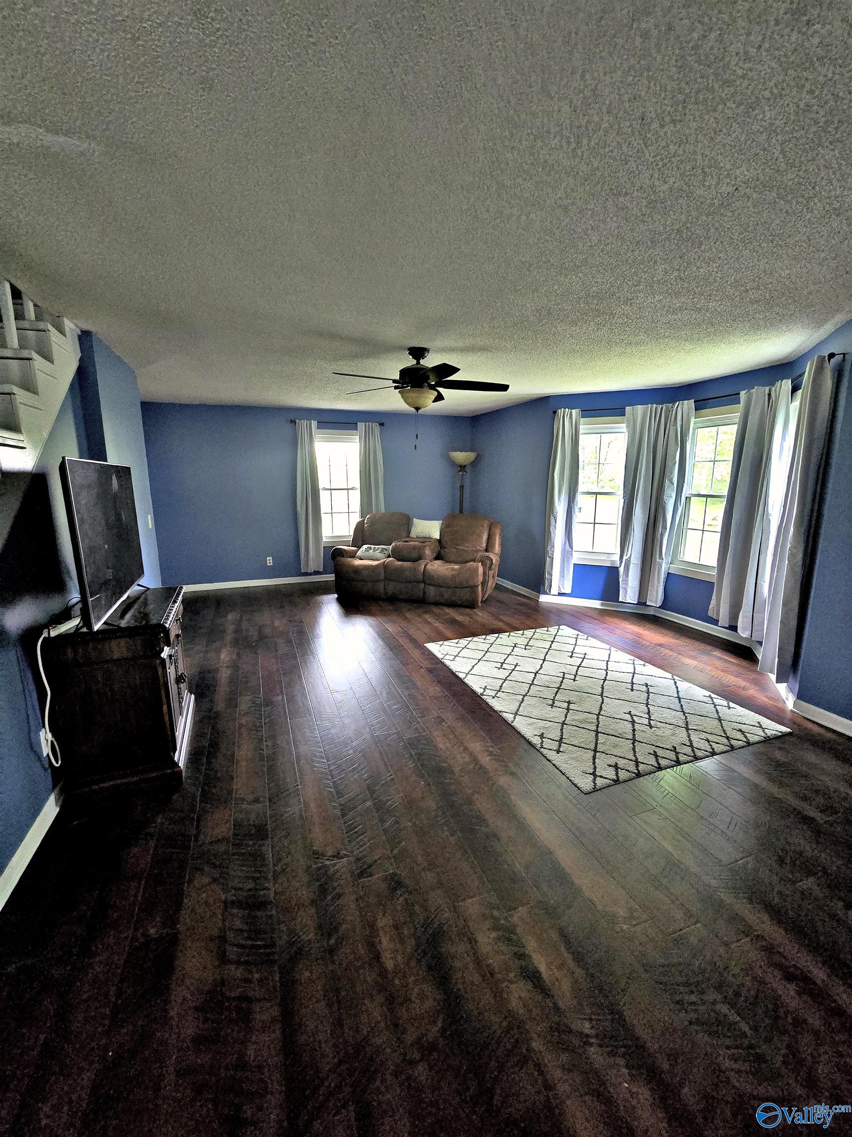 118 Saint Drive, Laceys Spring, Alabama image 3