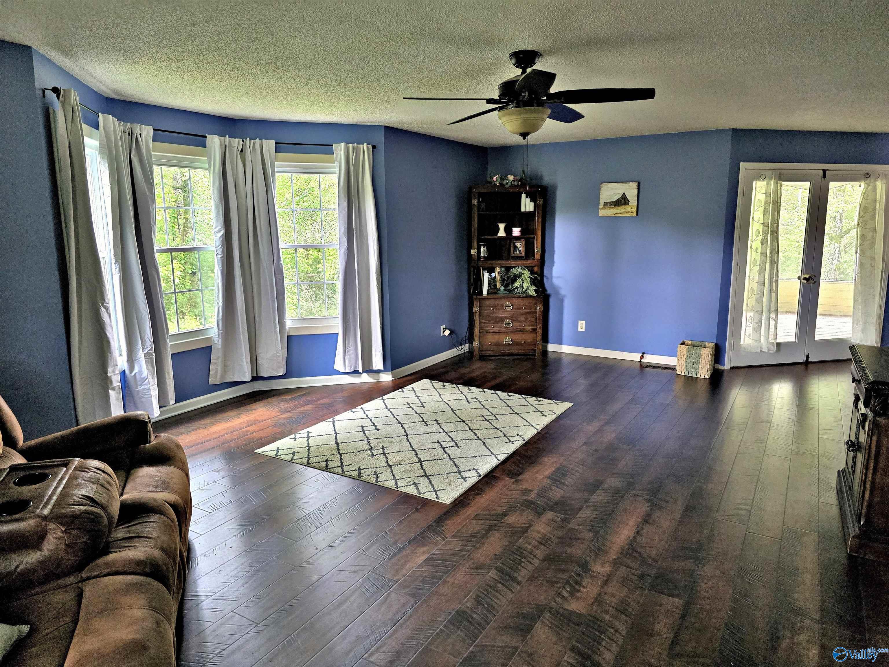 118 Saint Drive, Laceys Spring, Alabama image 2