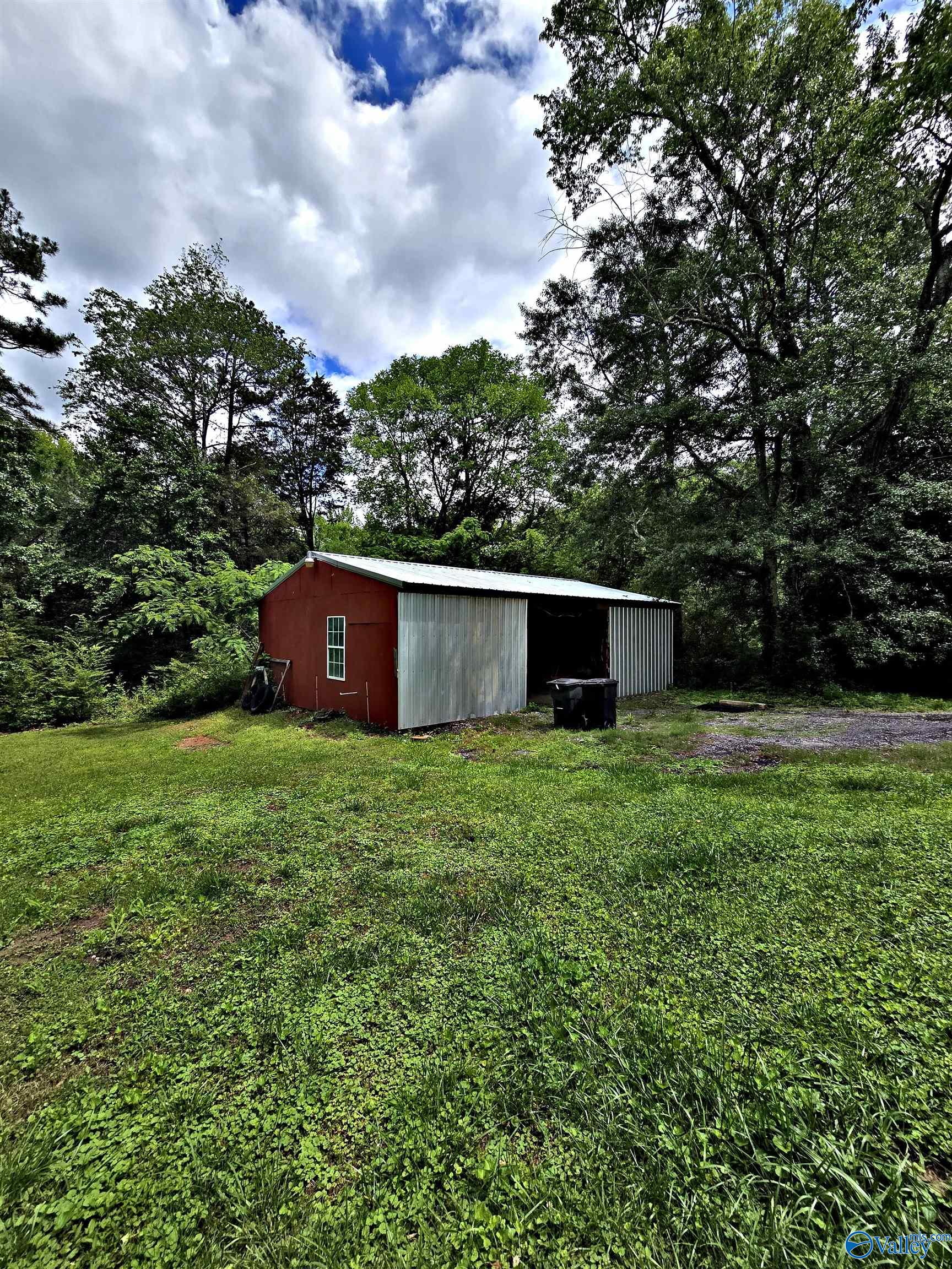 118 Saint Drive, Laceys Spring, Alabama image 20