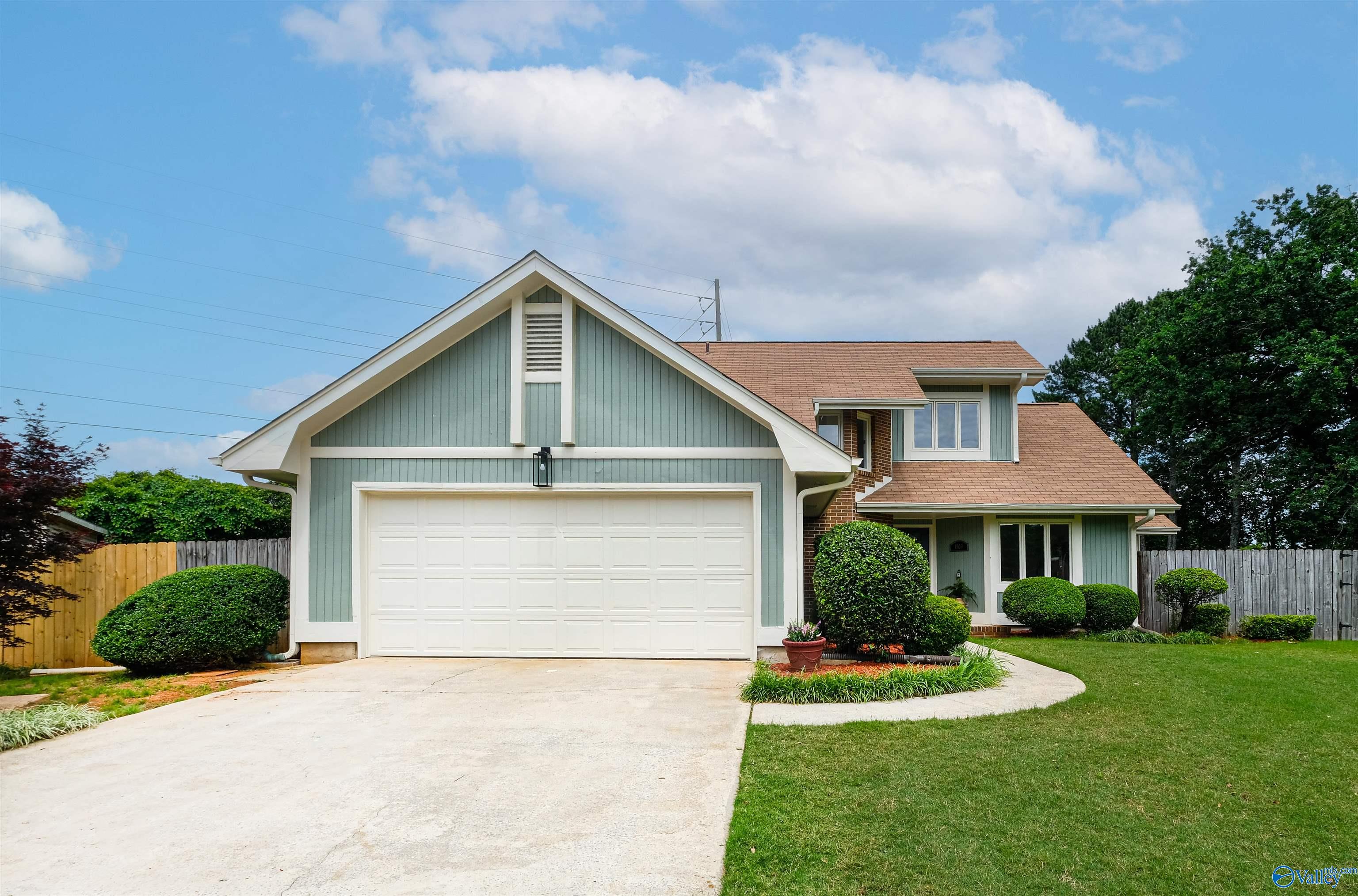 1809 Hollytree Drive, Huntsville, Alabama image 2