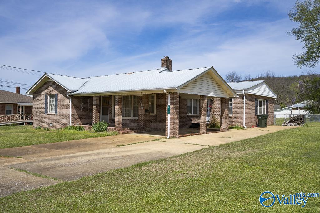 514 West Street, Scottsboro, Alabama image 1