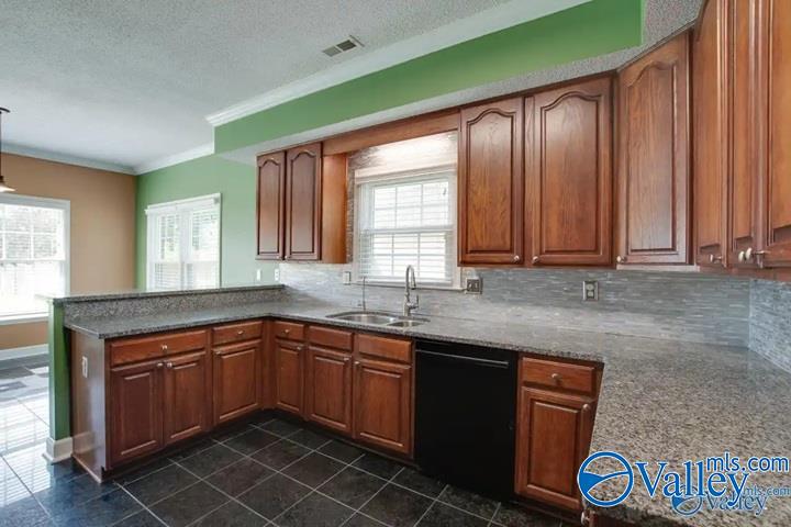 206 Cheval Circle, Brownsboro, Alabama image 10