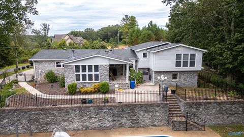 Homes For Sale - 845 Evergreen Road<br/> Hamilton, AL 35570