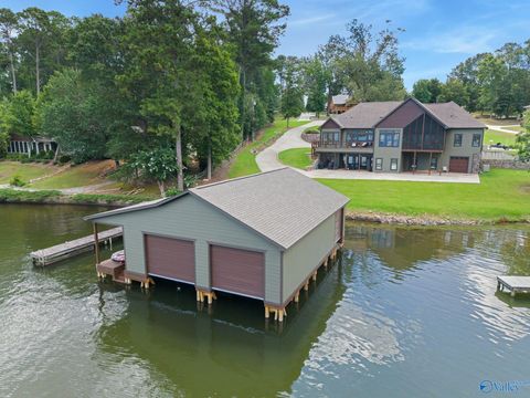 Homes For Sale - 310 Onondaga Circle<br/> Langston, AL 35755