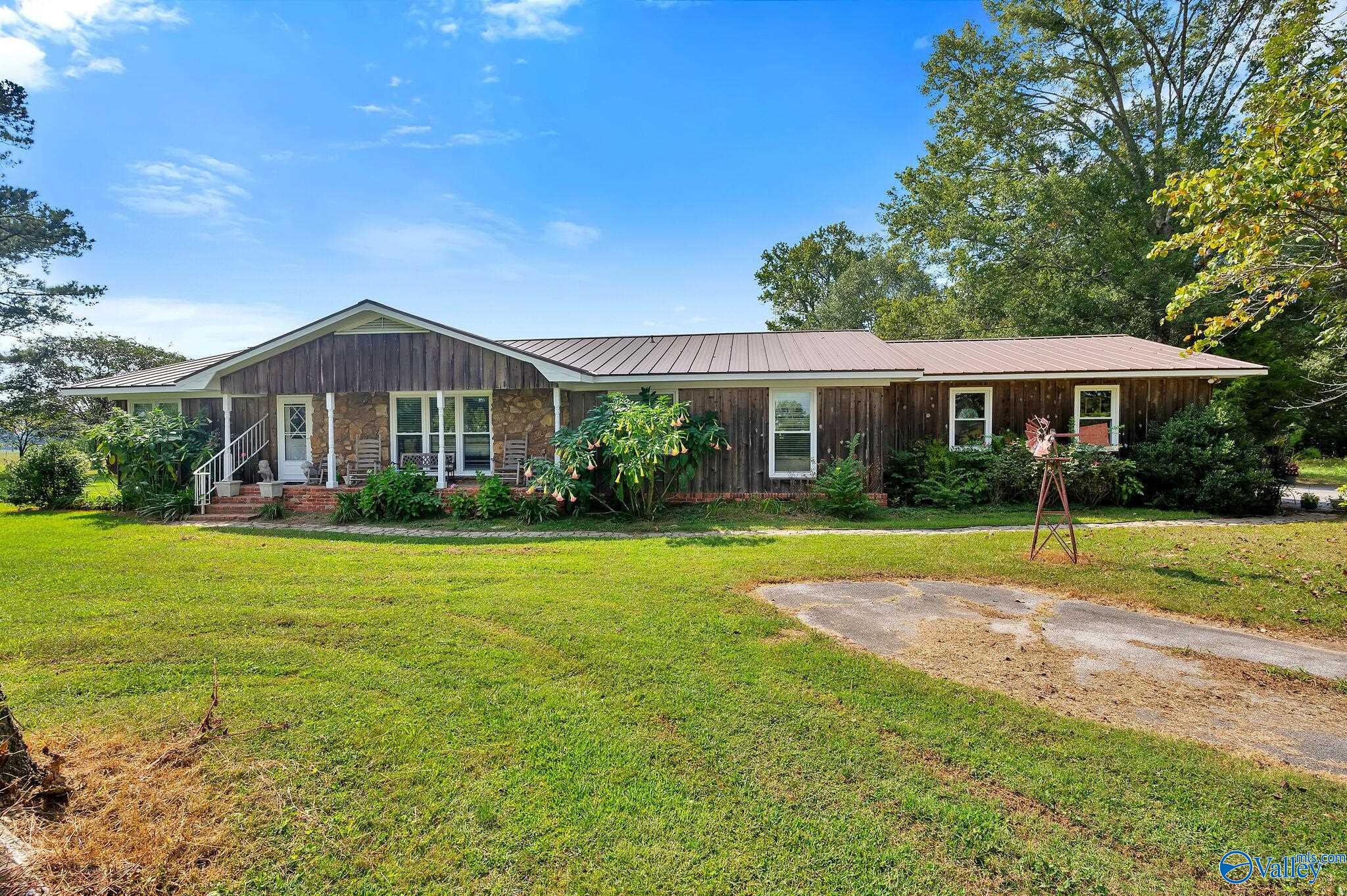 3117 Ridgeway Drive, Decatur, Alabama image 2