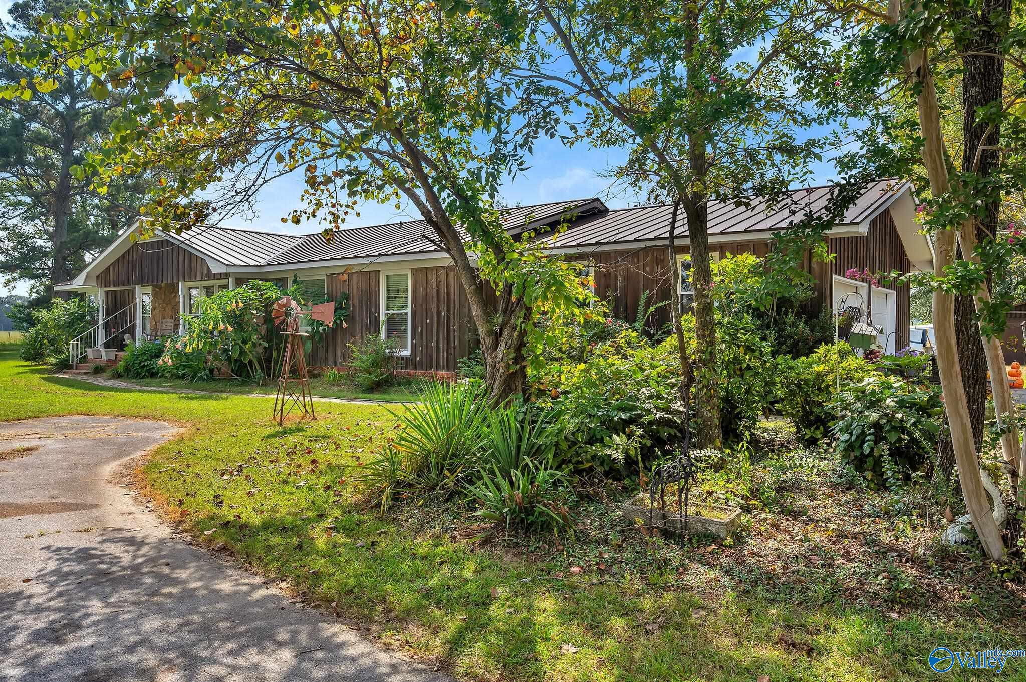 3117 Ridgeway Drive, Decatur, Alabama image 3