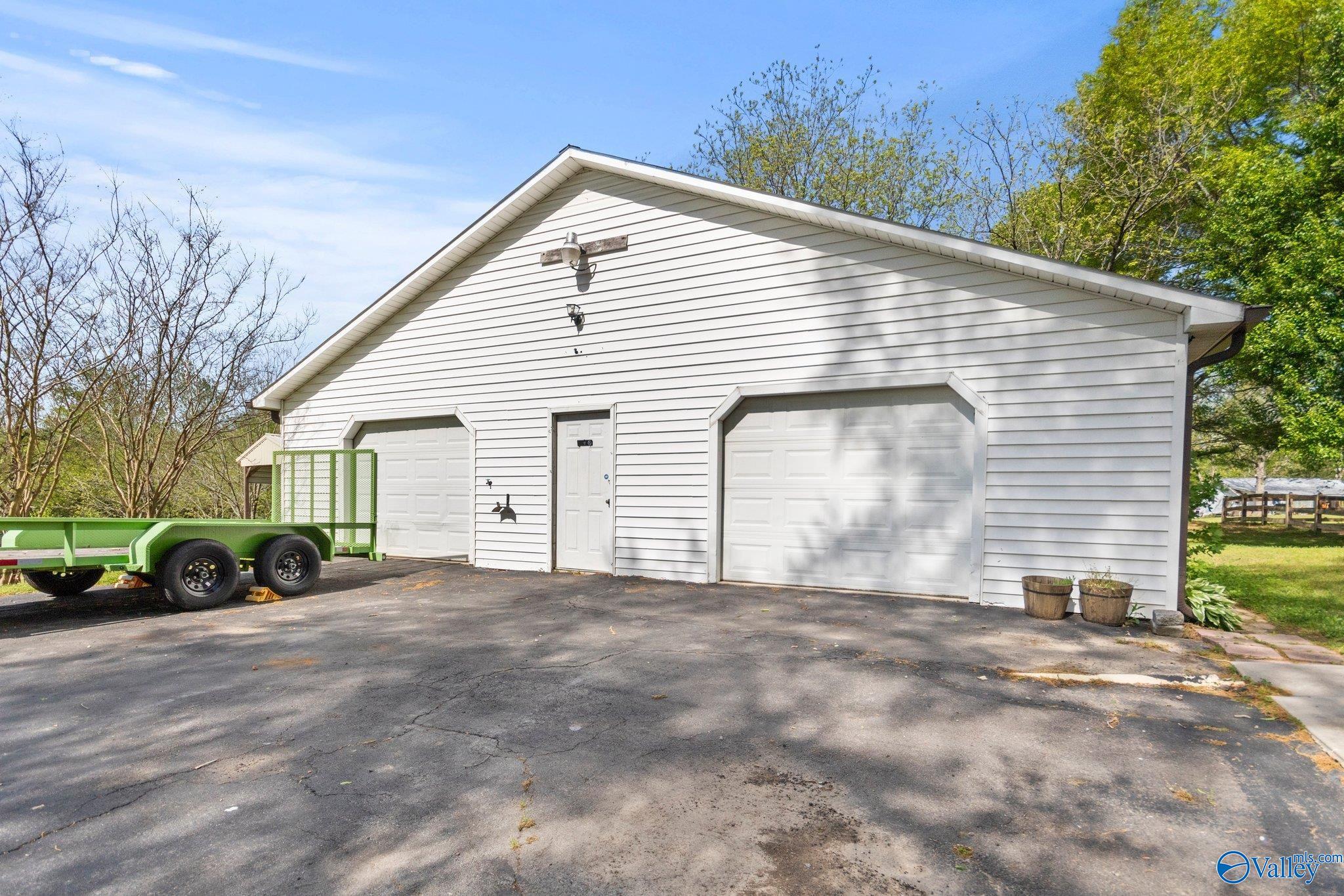 334 Fry Gap Road, Arab, Alabama image 9