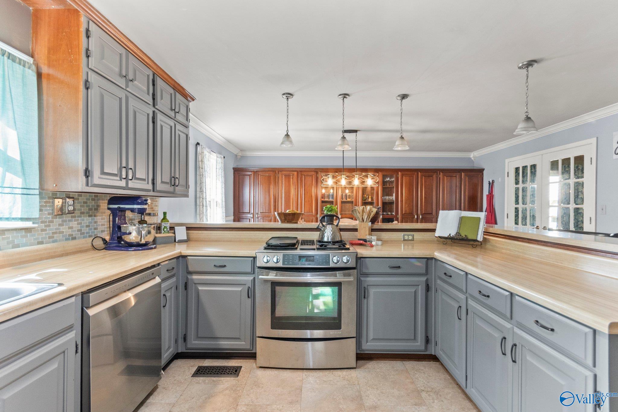 334 Fry Gap Road, Arab, Alabama image 23