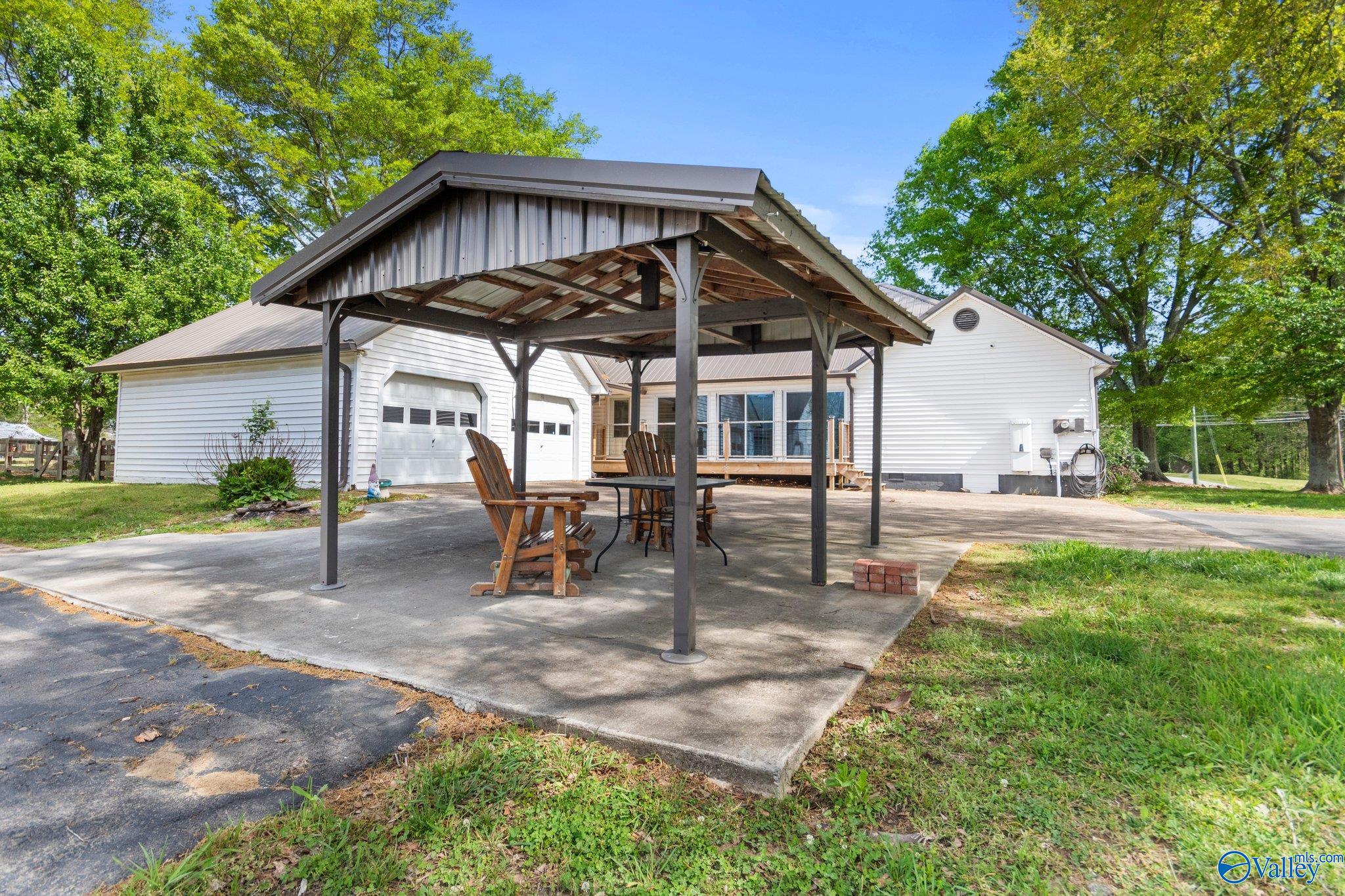 334 Fry Gap Road, Arab, Alabama image 3