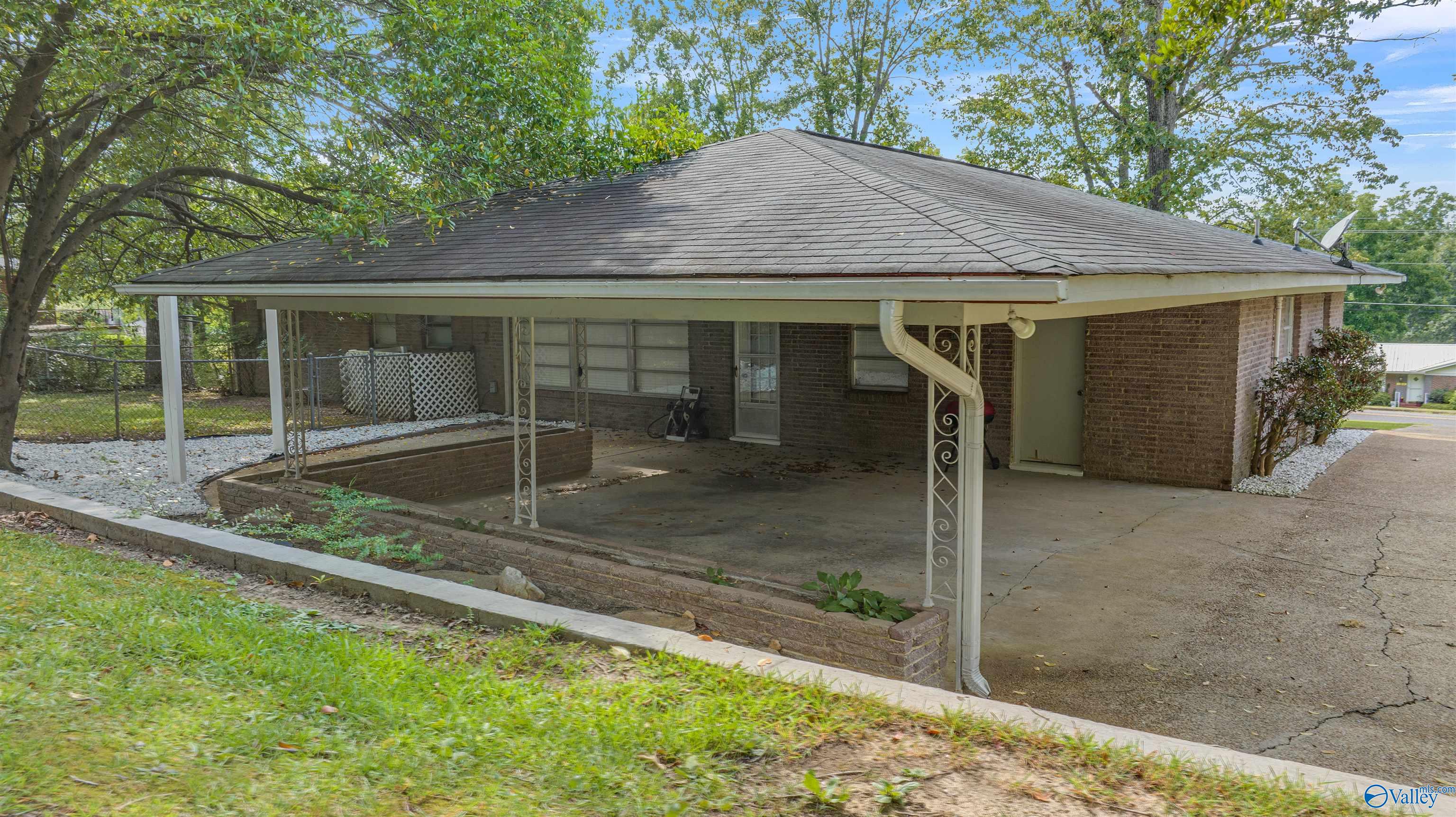 1509 Monte Vista Drive, Gadsden, Alabama image 17