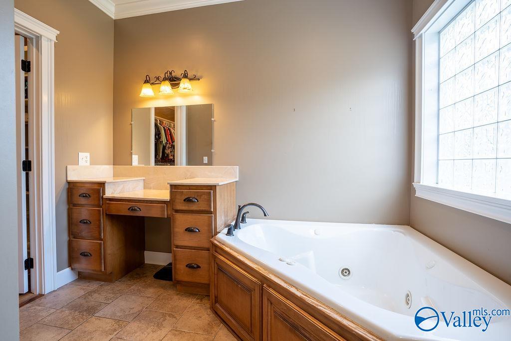 Fort Payne, Alabama 35967, United States, 3 Bedrooms Bedrooms, ,2 BathroomsBathrooms,Residential,Active,170077