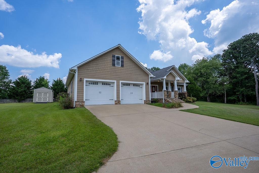 Fort Payne, Alabama 35967, United States, 3 Bedrooms Bedrooms, ,2 BathroomsBathrooms,Residential,Active,170077