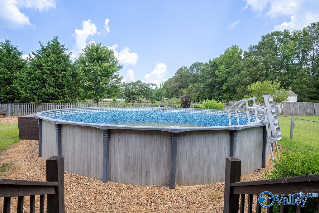 Fort Payne, Alabama 35967, United States, 3 Bedrooms Bedrooms, ,2 BathroomsBathrooms,Residential,Active,170077