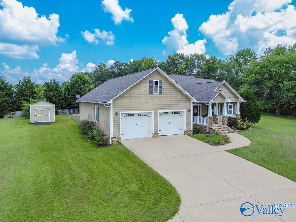 Fort Payne, Alabama 35967, United States, 3 Bedrooms Bedrooms, ,2 BathroomsBathrooms,Residential,Active,170077