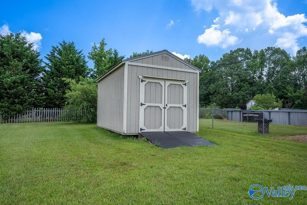 Fort Payne, Alabama 35967, United States, 3 Bedrooms Bedrooms, ,2 BathroomsBathrooms,Residential,Active,170077