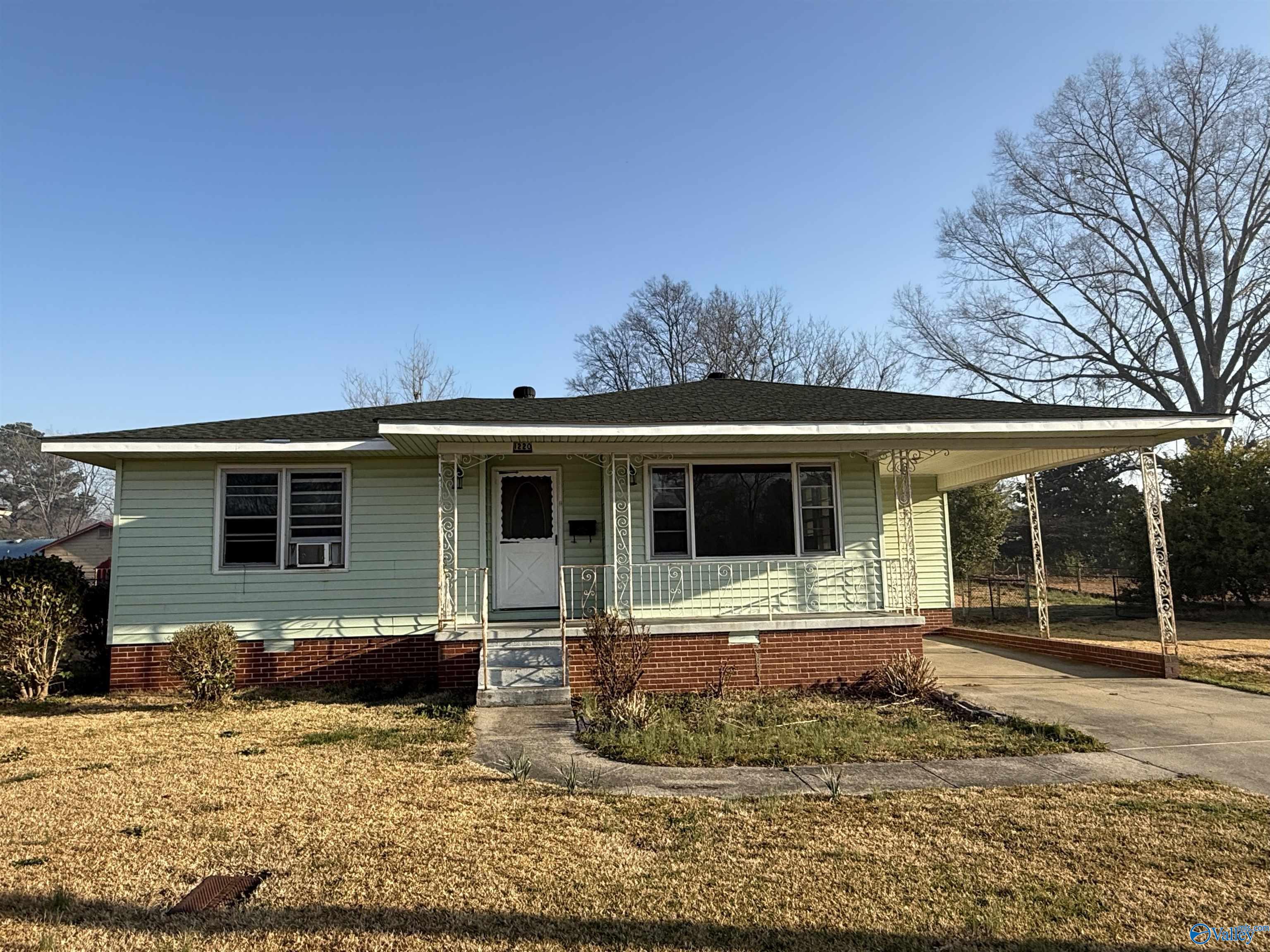 1220 Sizemore Street, Gadsden, Alabama image 1