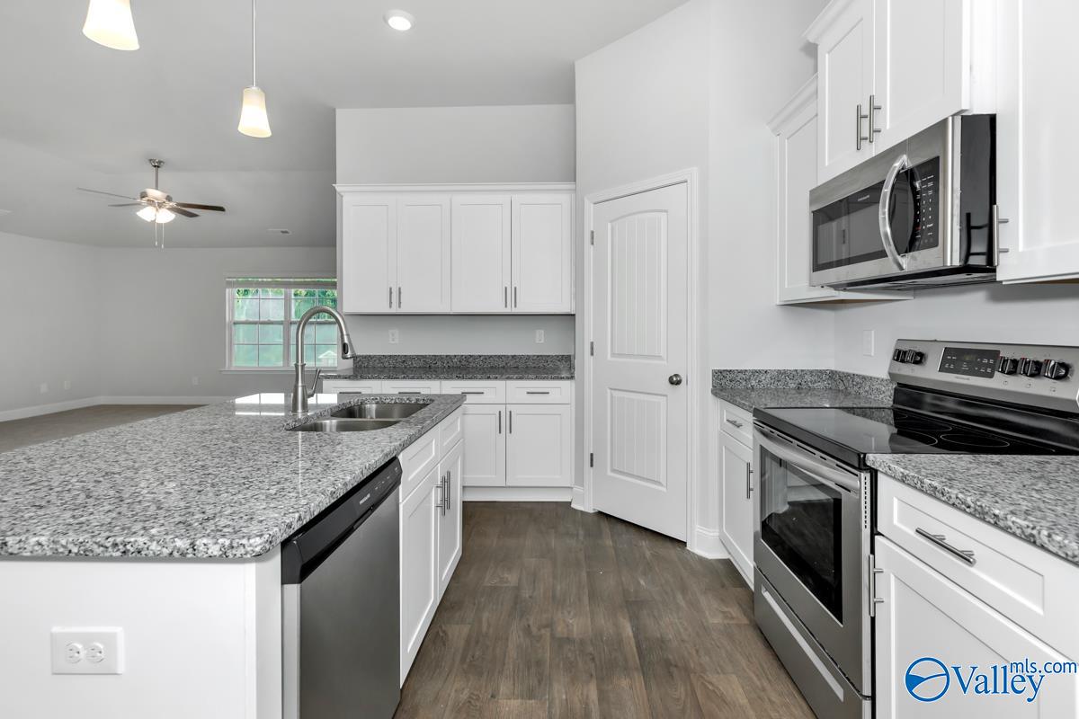 28835 Nature Trail Drive, Harvest, Alabama image 13
