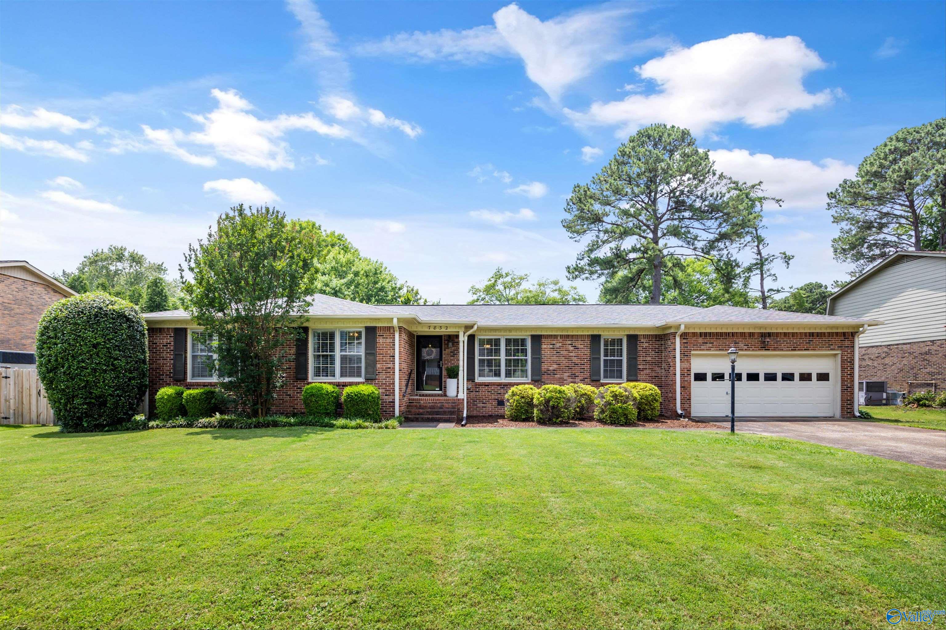 7832 Horseshoe Trail, Huntsville, Alabama image 1