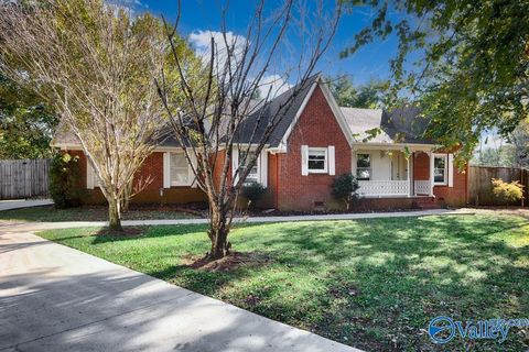 Photo of 104 NW Lindsey Lane, Hazel Green, AL 35750 (MLS # 21902218)