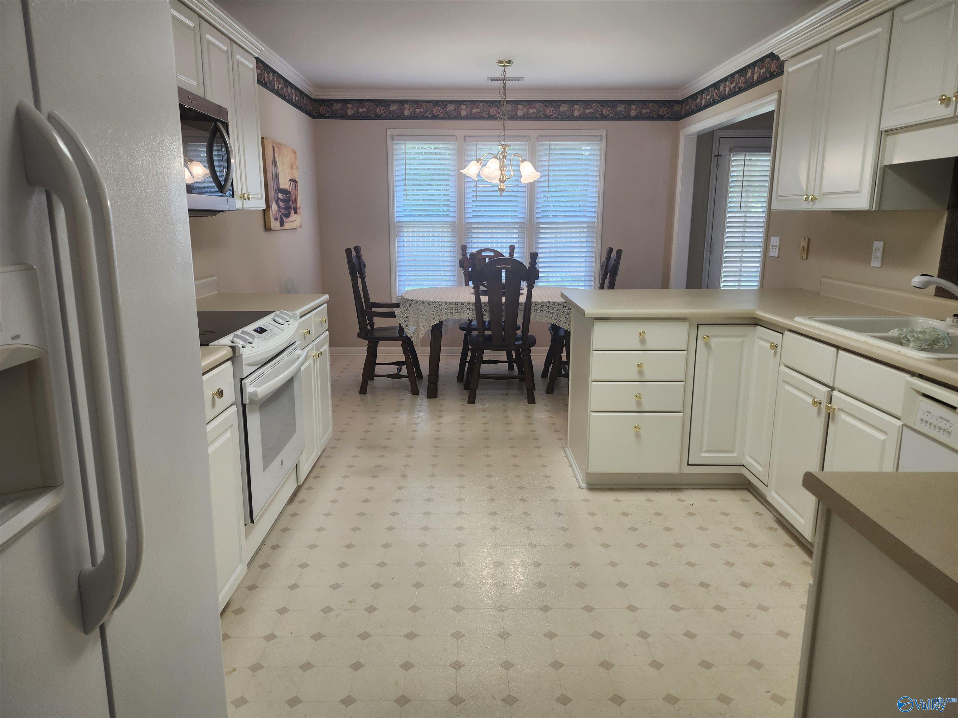 2013 Duncansby Drive, Decatur, Alabama image 15