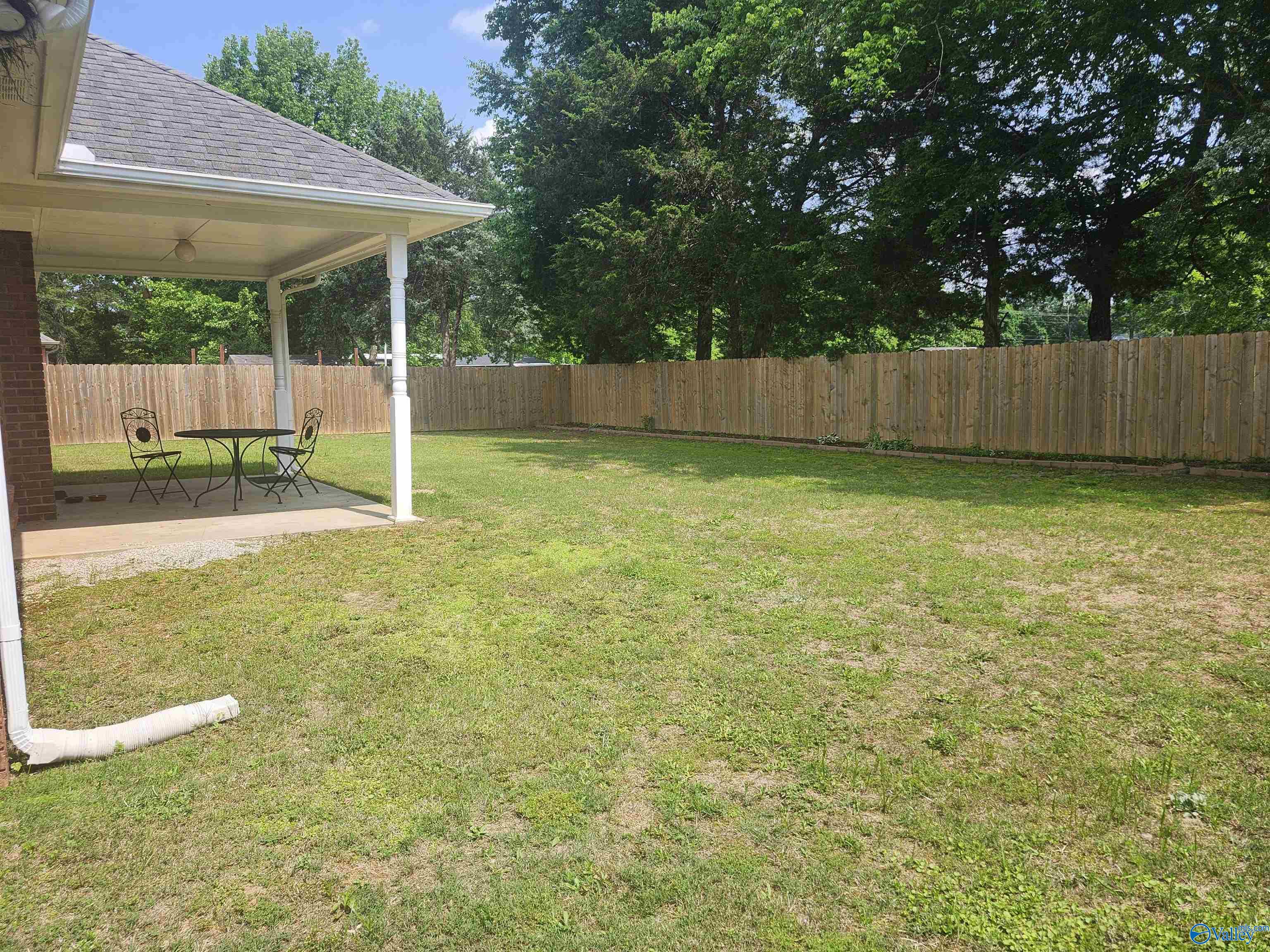 2013 Duncansby Drive, Decatur, Alabama image 3