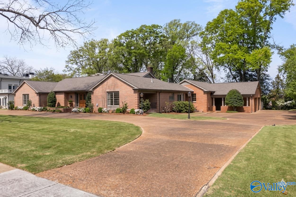 421 Echols Avenue SE