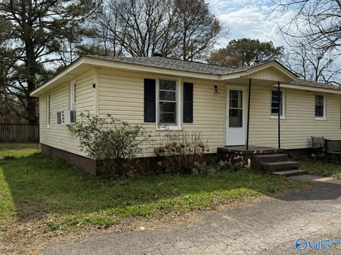 Multifamily For Sale - 118/120 Brockway Avenue<br/> Owens Cross Roads, AL 35763
