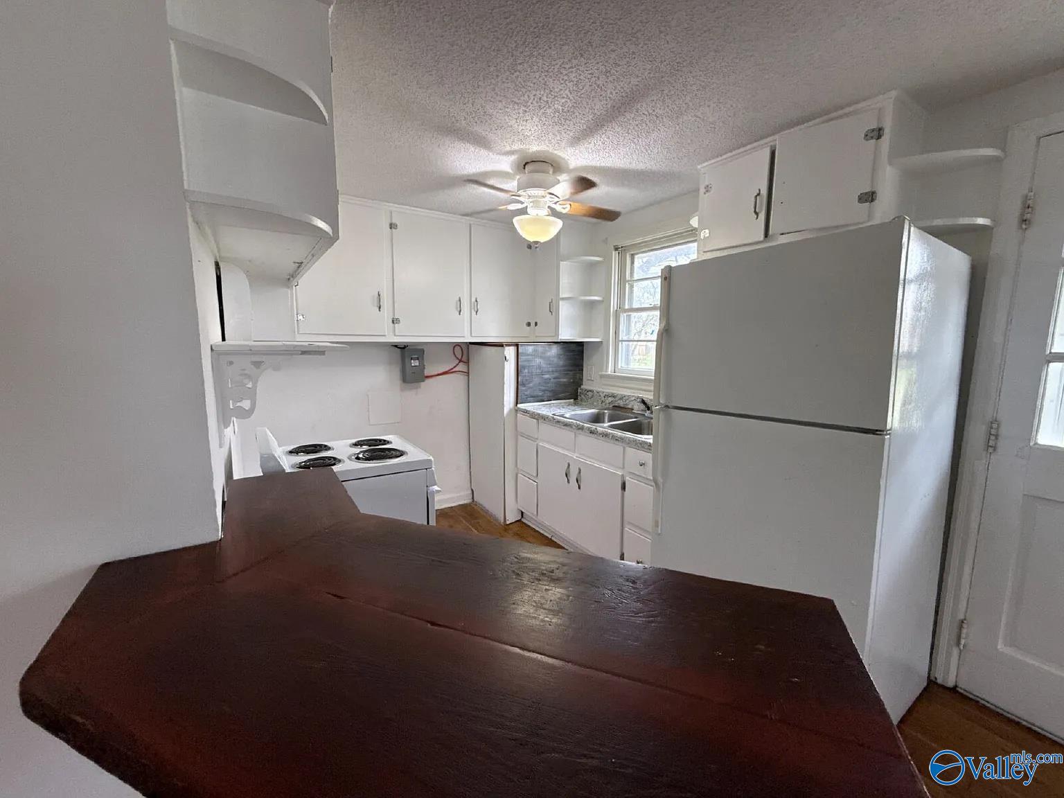 118/120 Brockway Avenue