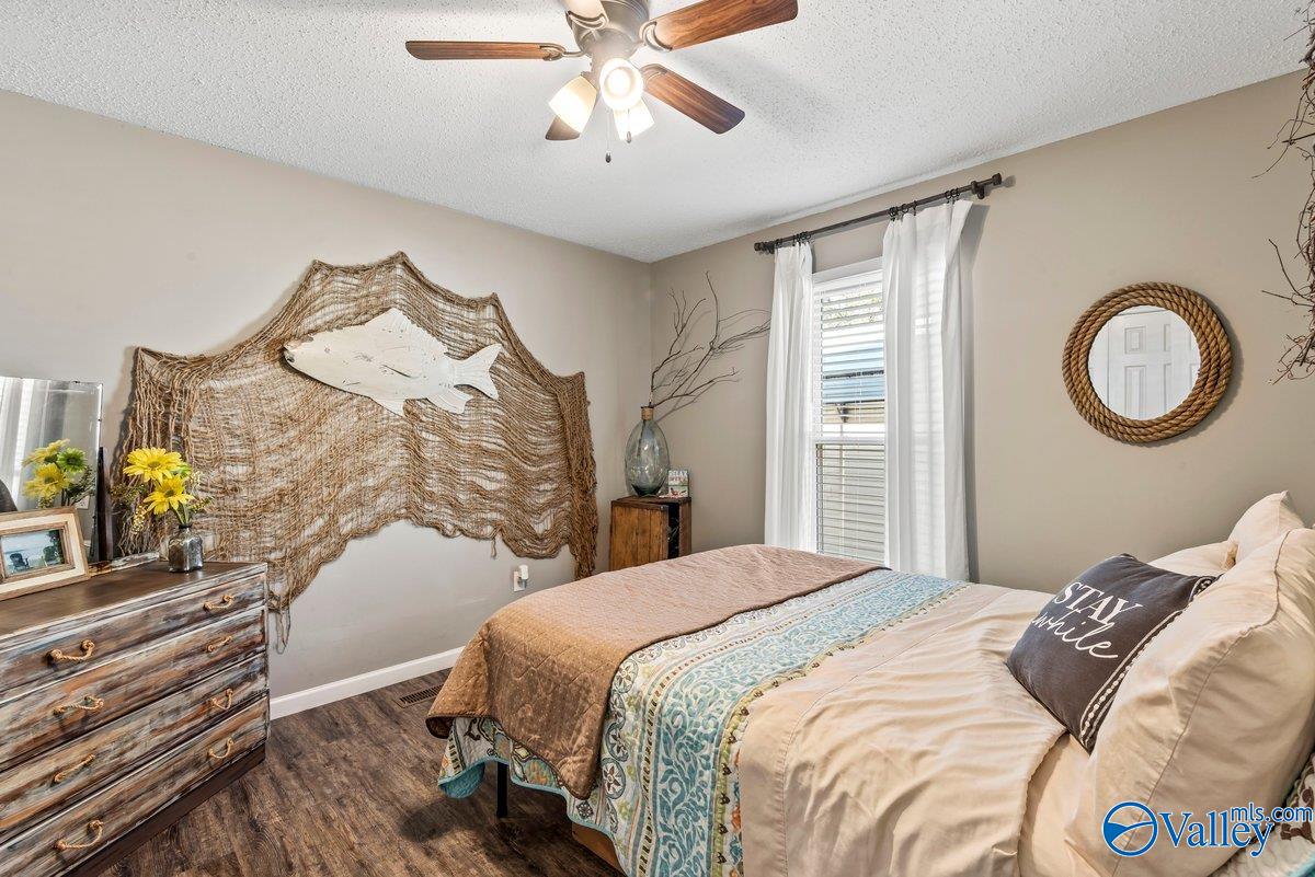 1370 Holiday Shores Road, Scottsboro, Alabama image 23