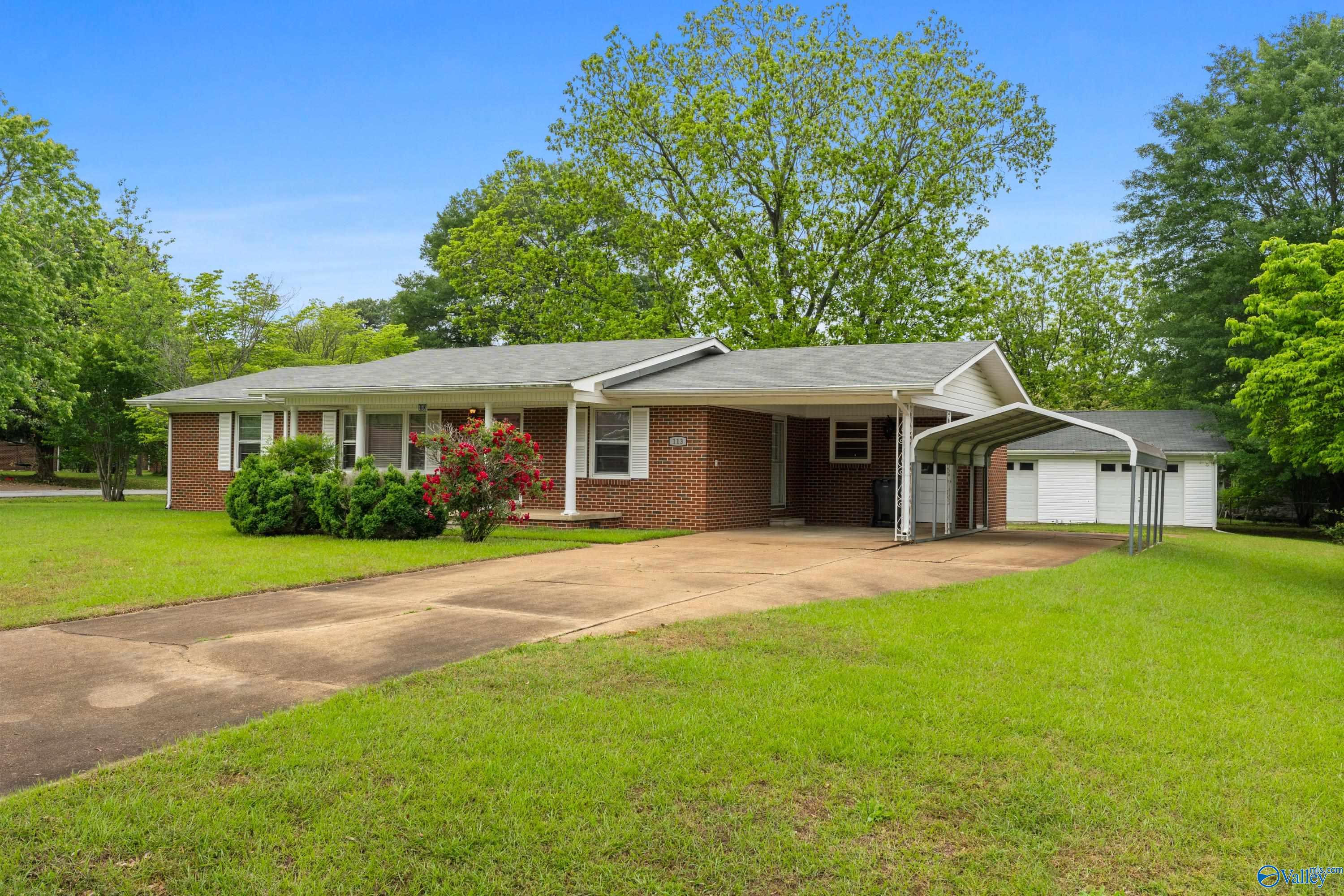 113 Gordon Drive, Athens, Alabama image 2