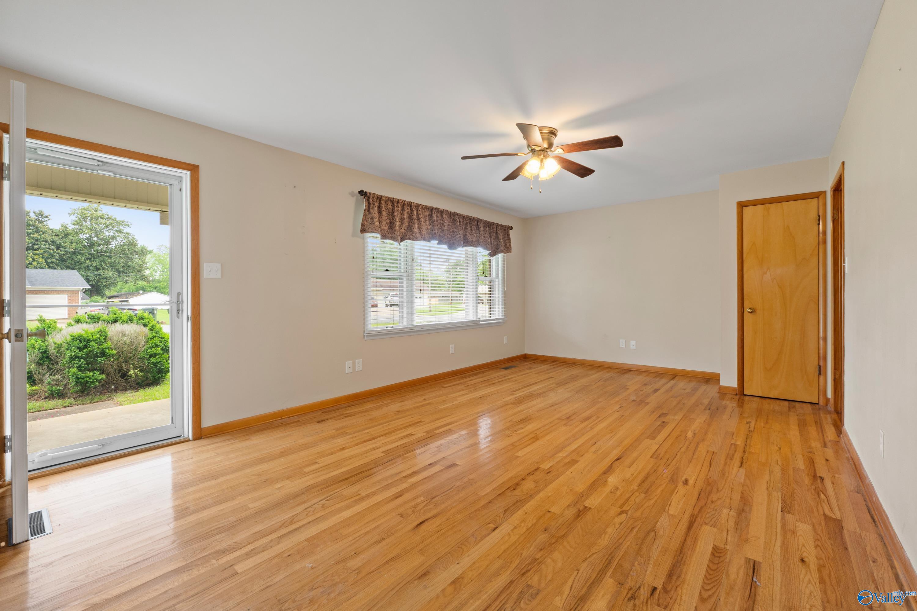 113 Gordon Drive, Athens, Alabama image 9