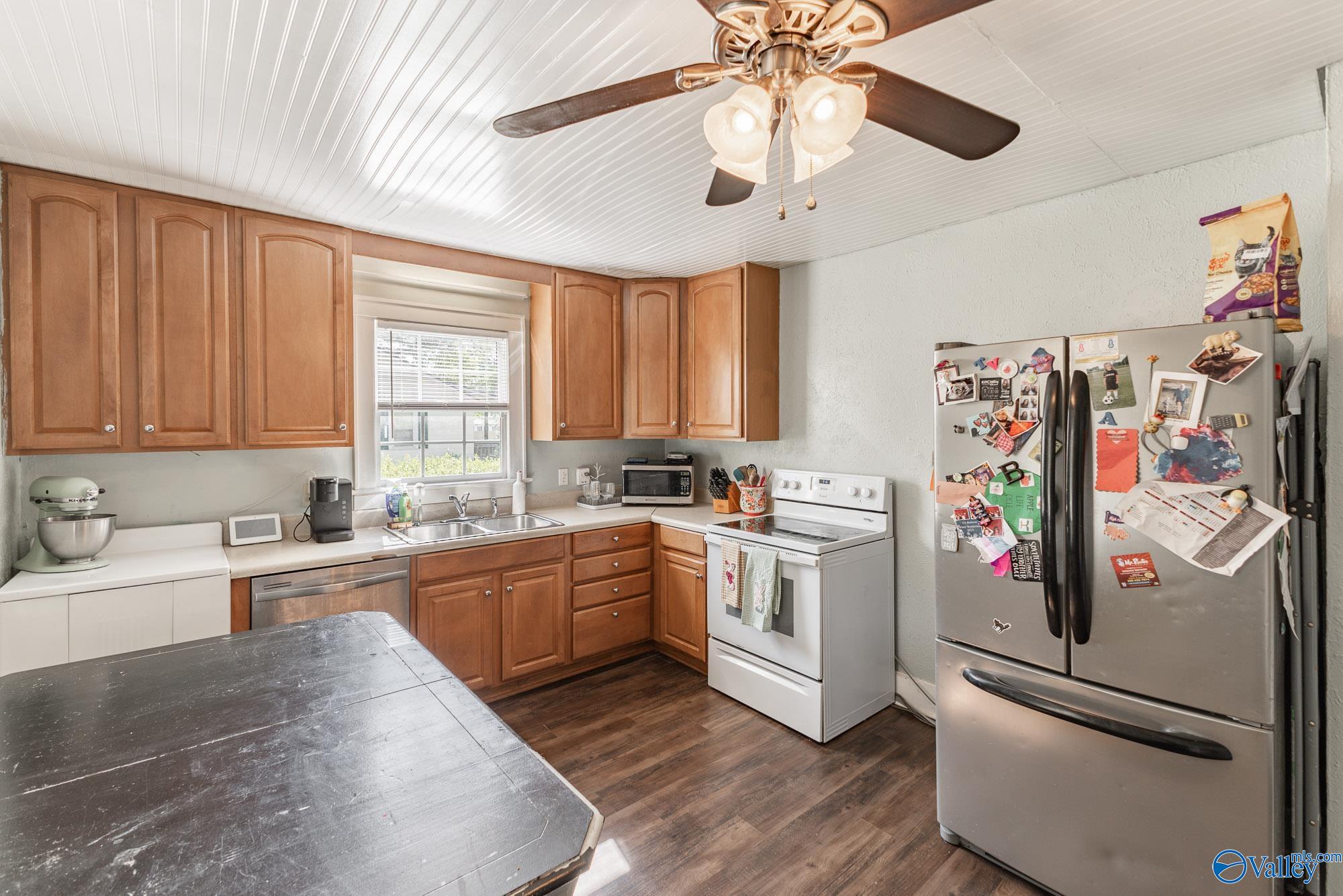605 Curry Street, Hartselle, Alabama image 8