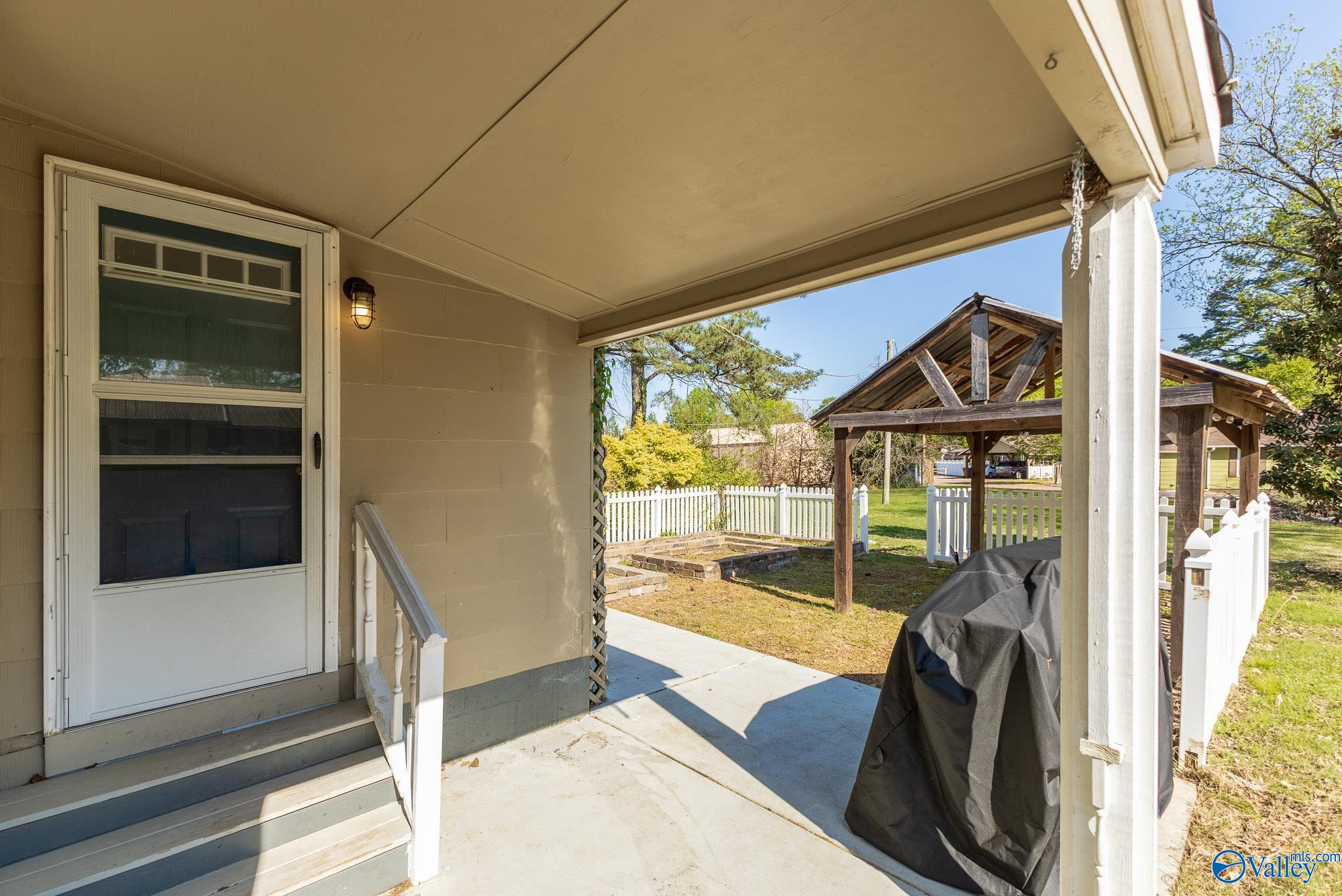 605 Curry Street, Hartselle, Alabama image 16