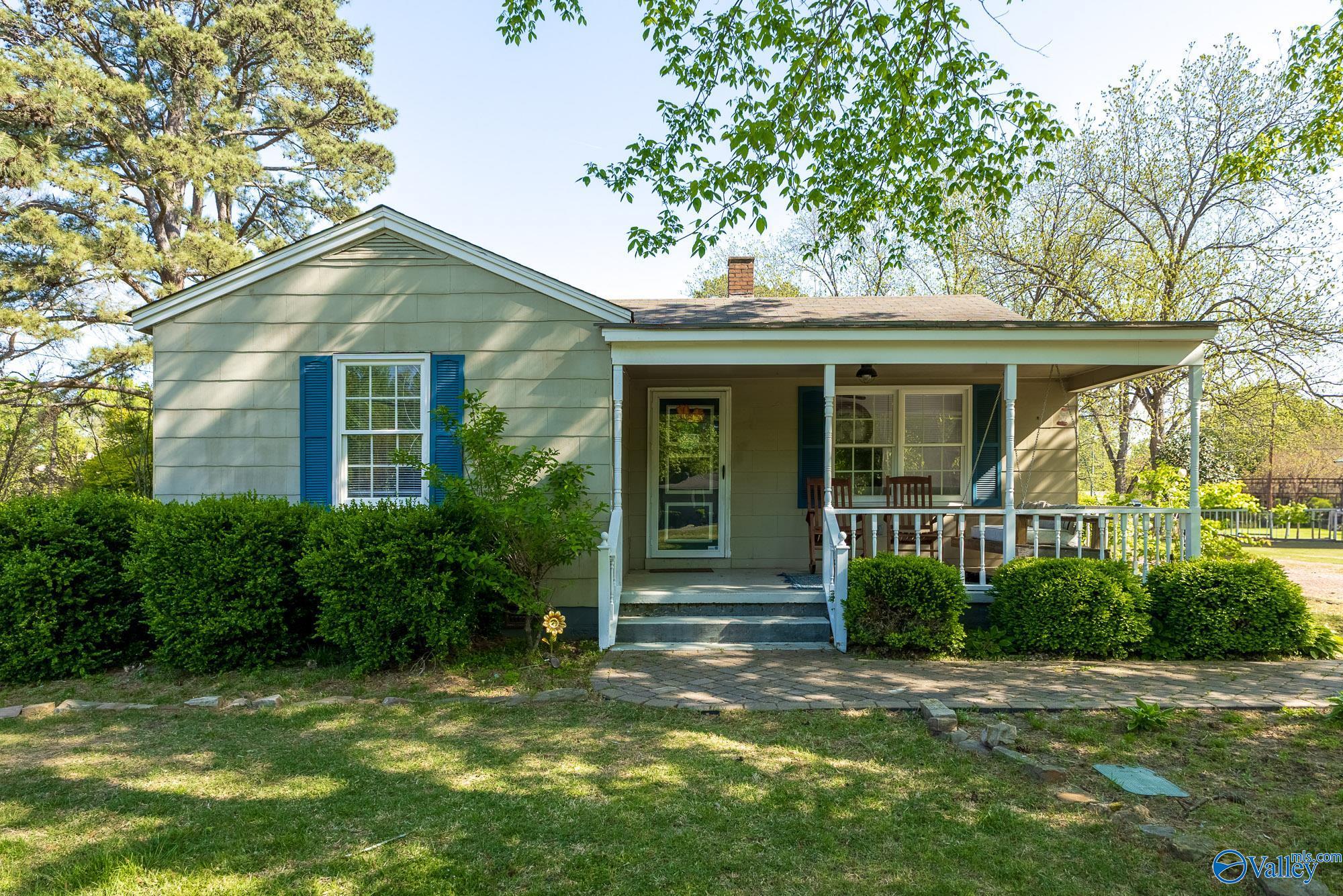 605 Curry Street, Hartselle, Alabama image 1