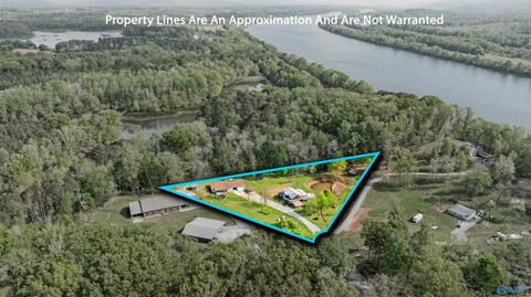 Homes For Sale - 774 County Road 246<br/> Hollywood, AL 35752