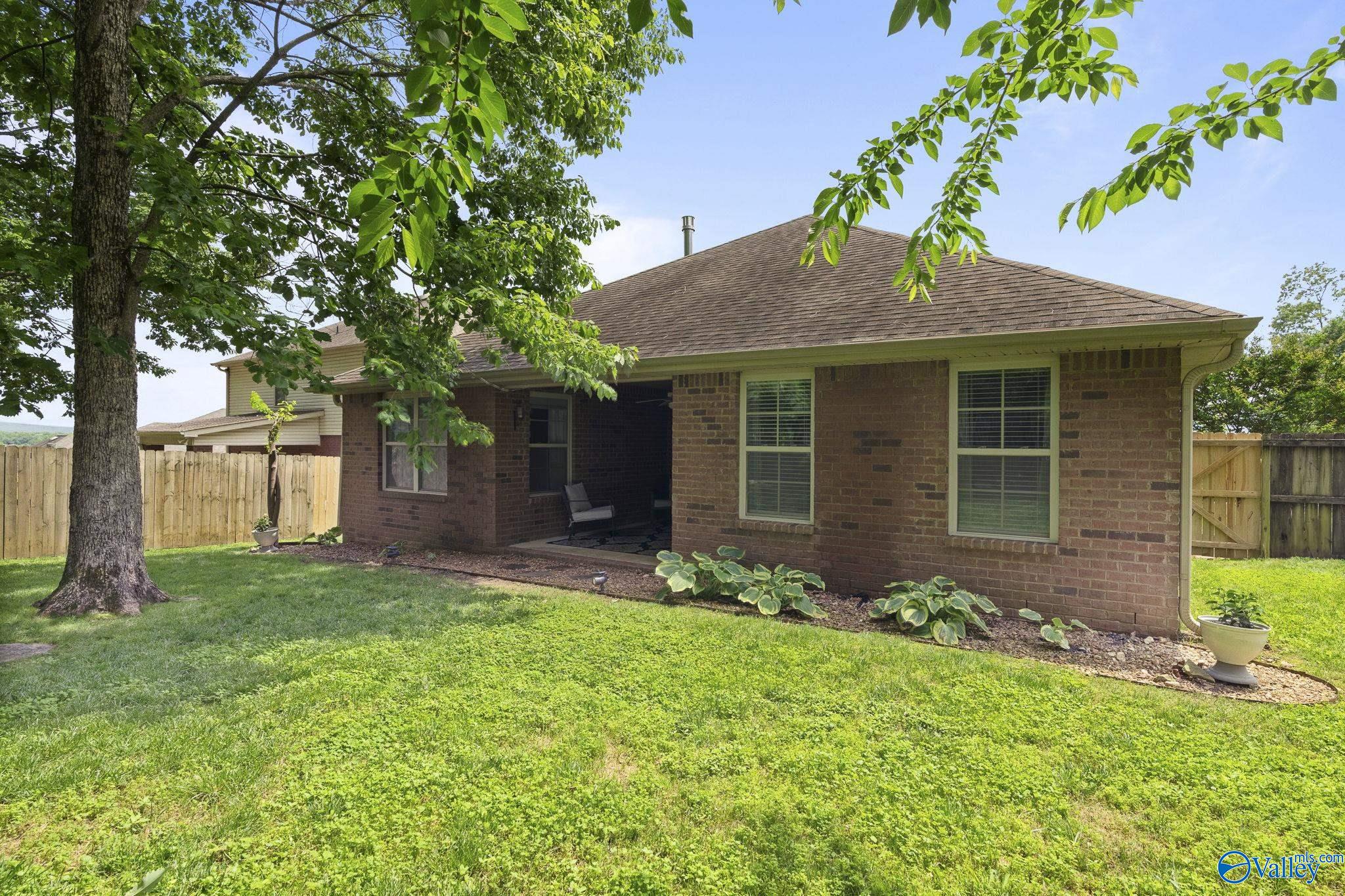 6807 Breyerton Way, Owens Cross Roads, Alabama image 37