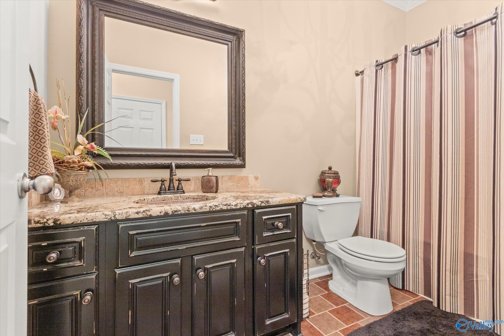 2503 Aldingham Drive, Decatur, Alabama image 24