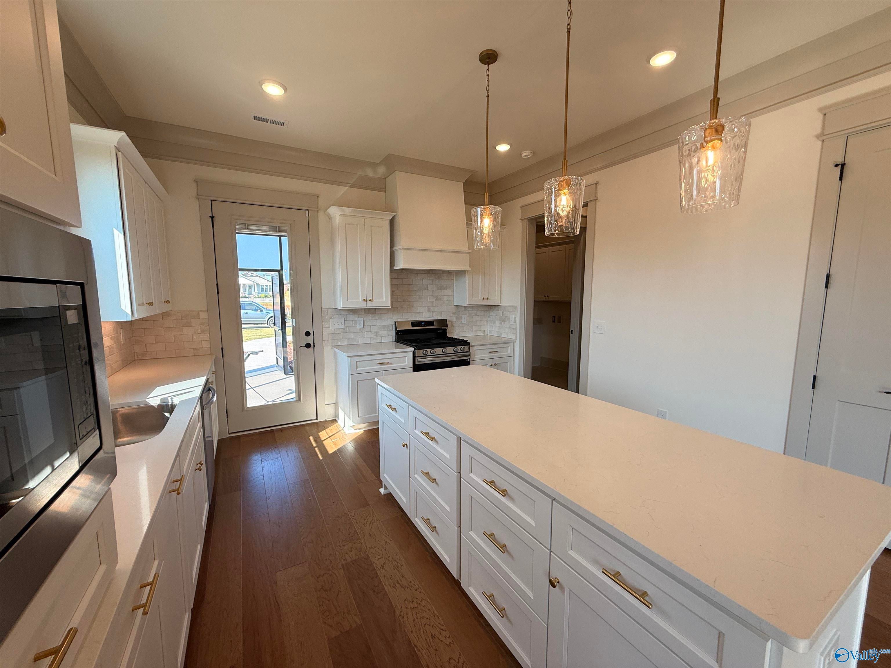 350 Apple Orchard Lane