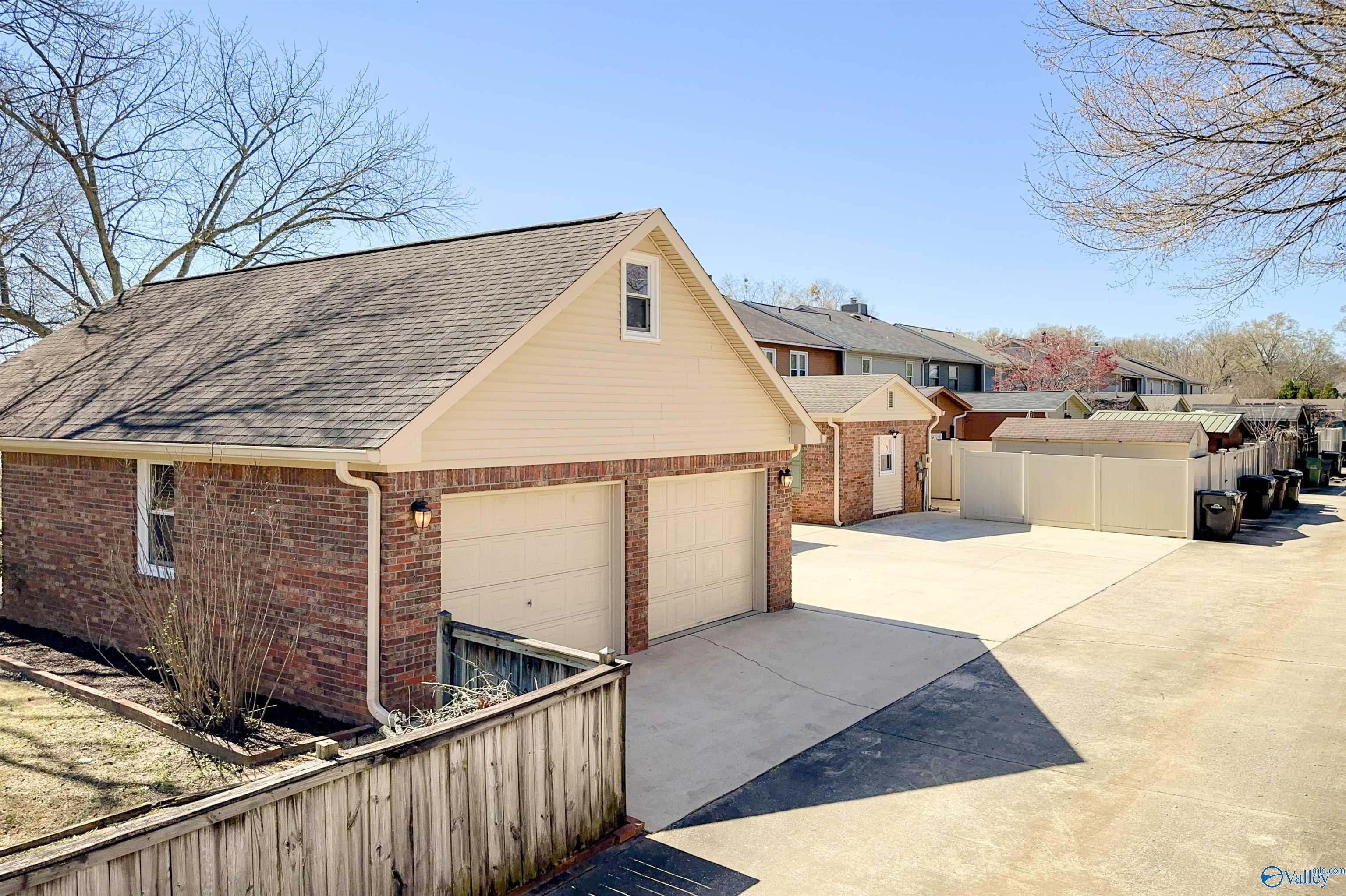 1548 River Bend Place, Decatur, Alabama image 48